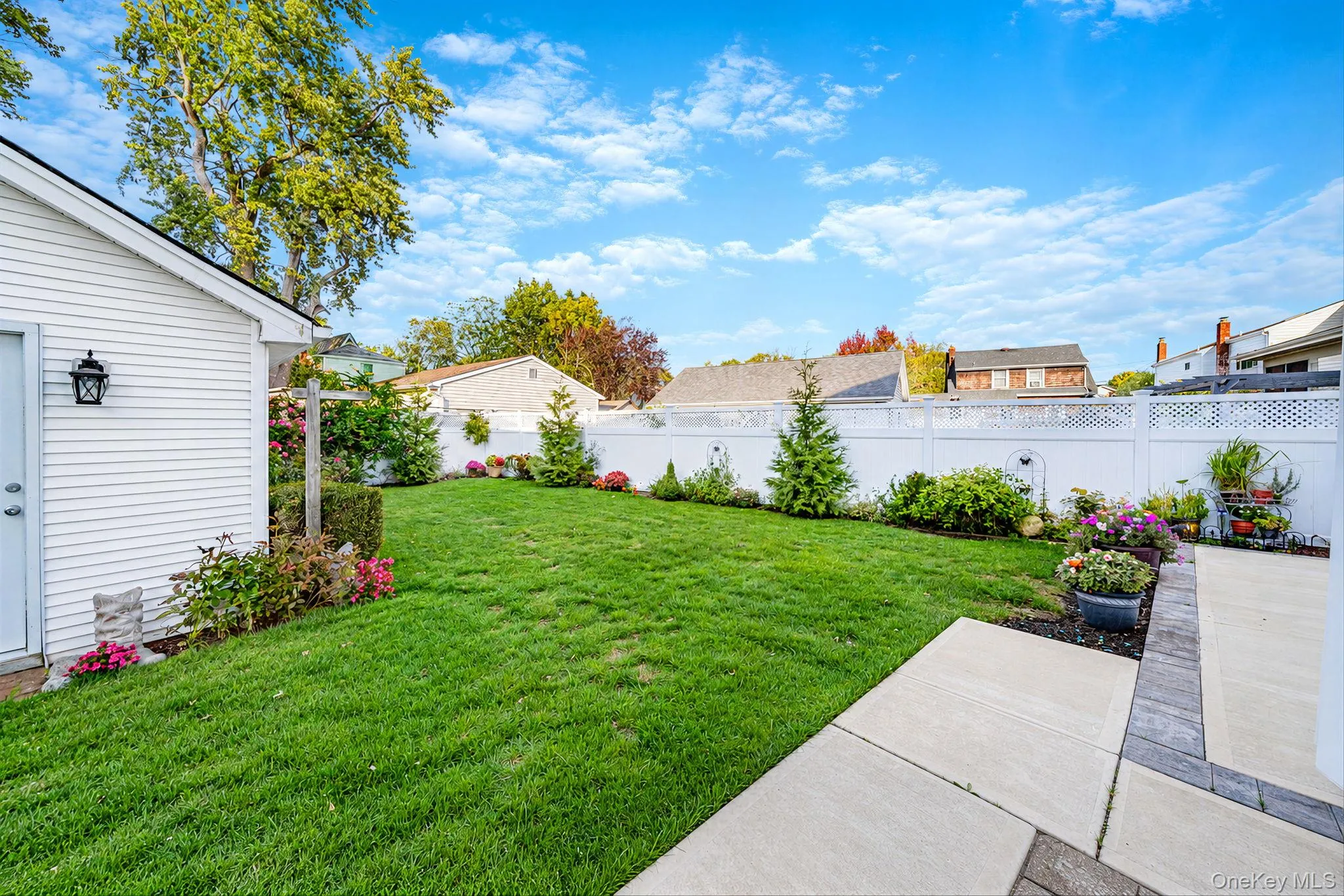 51 Marvin Street, Brookhaven, NY, 3 Bedrooms Bedrooms, 6 Rooms Rooms,1 BathroomBathrooms,Residential,For Rent,Marvin,0,1059681 51 Marvin Street, Brookhaven, NY, 3 Bedrooms Bedrooms, 6 Rooms Rooms,1 BathroomBathrooms,Residential,For Rent,Marvin,0,1059681