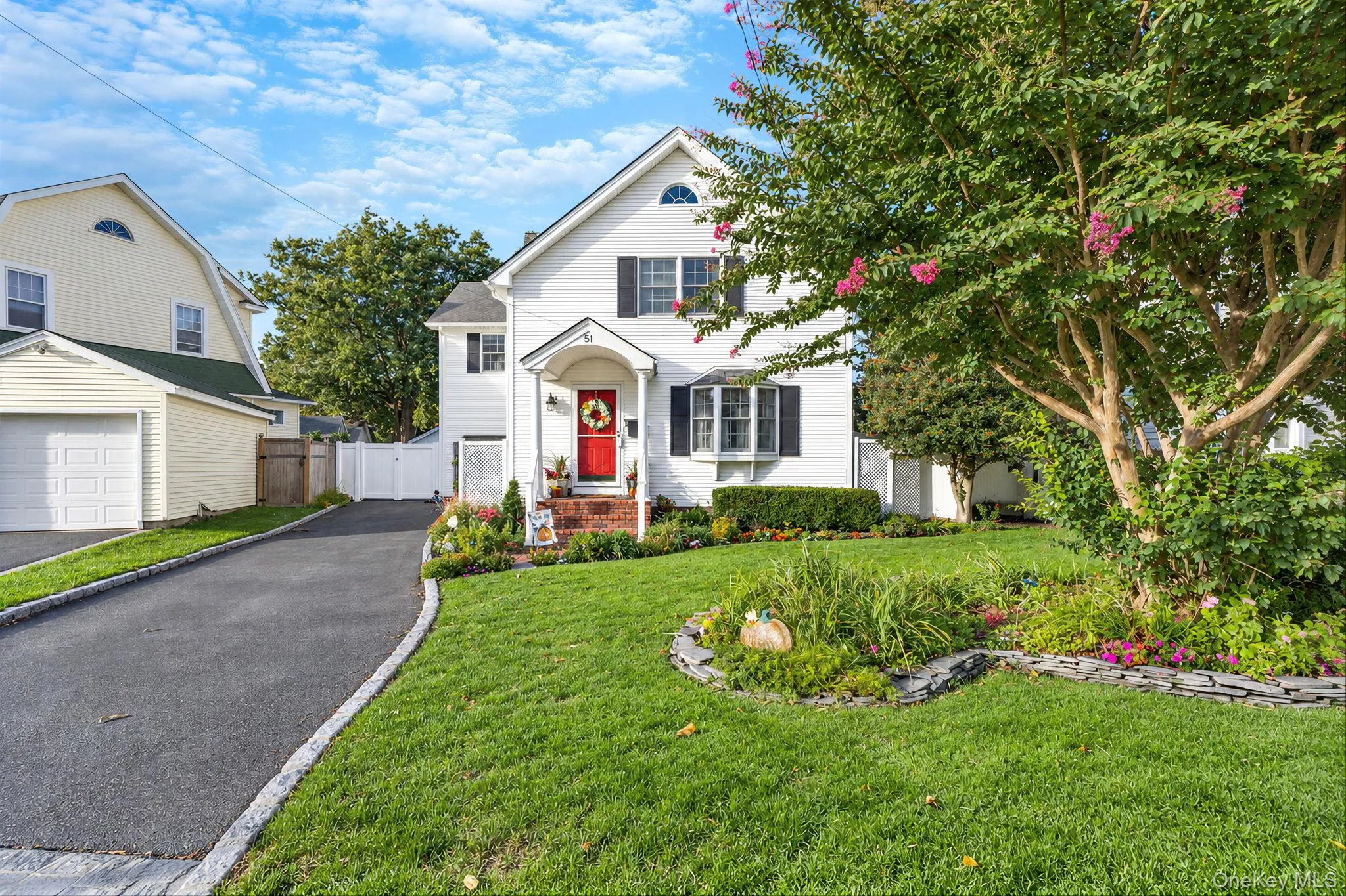 51 Marvin Street, Brookhaven, NY, 3 Bedrooms Bedrooms, 6 Rooms Rooms,1 BathroomBathrooms,Residential,For Rent,Marvin,0,1059681 51 Marvin Street, Brookhaven, NY, 3 Bedrooms Bedrooms, 6 Rooms Rooms,1 BathroomBathrooms,Residential,For Rent,Marvin,0,1059681