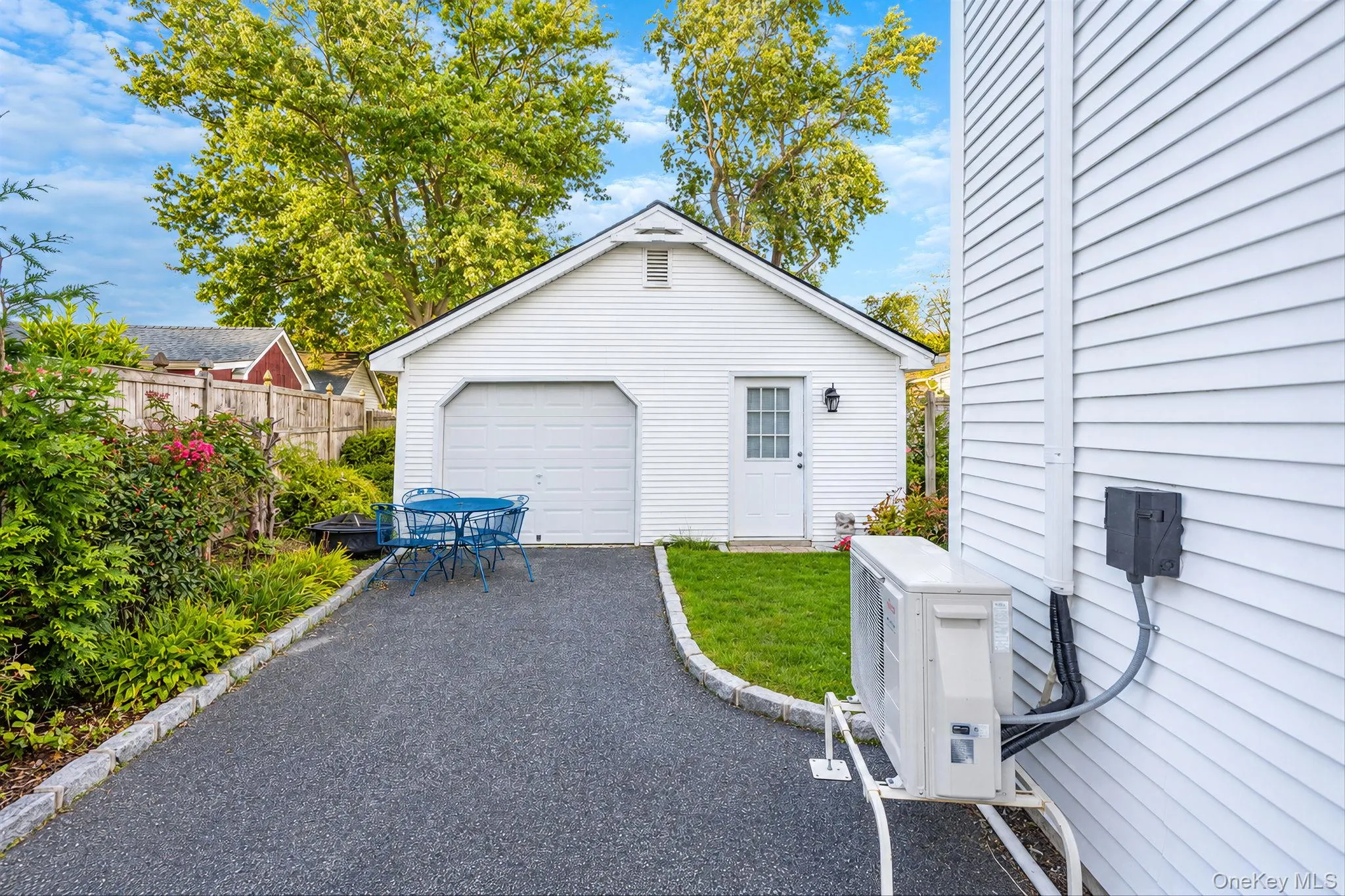 51 Marvin Street, Brookhaven, NY, 3 Bedrooms Bedrooms, 6 Rooms Rooms,1 BathroomBathrooms,Residential,For Rent,Marvin,0,1059681 51 Marvin Street, Brookhaven, NY, 3 Bedrooms Bedrooms, 6 Rooms Rooms,1 BathroomBathrooms,Residential,For Rent,Marvin,0,1059681