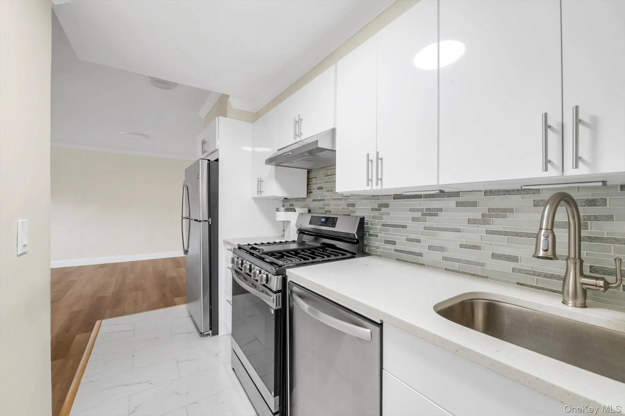 14130 84 Road, New York, NY, 1 Bedroom Bedrooms, 4 Room Rooms,1 BathroomBathrooms,Residential Lease,For Rent,84,0,1059689 14130 84 Road, New York, NY, 1 Bedroom Bedrooms, 4 Room Rooms,1 BathroomBathrooms,Residential Lease,For Rent,84,0,1059689