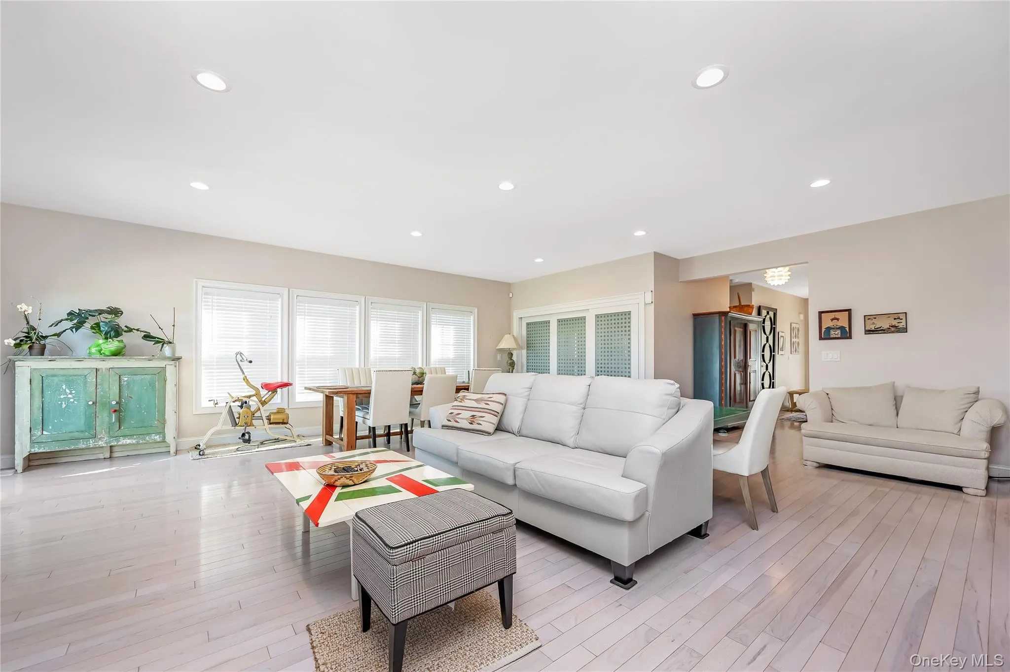 32 Tyler Drive, Riverhead, NY, 3 Bedrooms Bedrooms, 6 Rooms Rooms,2 BathroomsBathrooms,Residential,For Rent,Tyler,0,1059699 32 Tyler Drive, Riverhead, NY, 3 Bedrooms Bedrooms, 6 Rooms Rooms,2 BathroomsBathrooms,Residential,For Rent,Tyler,0,1059699