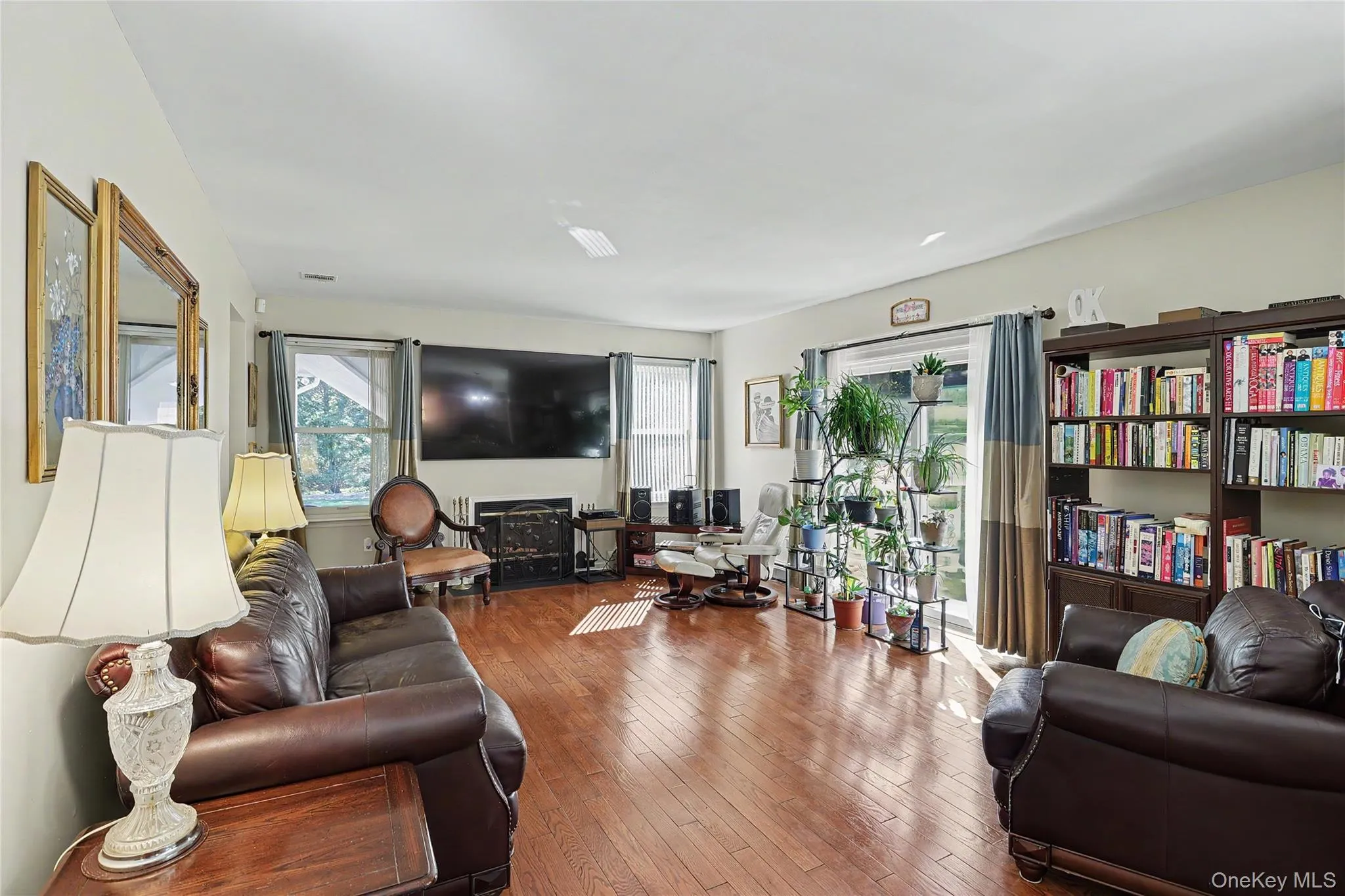 12 Stark Court, Clarkstown, NY, 6 Bedrooms Bedrooms, 13 Rooms Rooms,3 BathroomsBathrooms,Residential,For Rent,Stark,0,1059707 12 Stark Court, Clarkstown, NY, 6 Bedrooms Bedrooms, 13 Rooms Rooms,3 BathroomsBathrooms,Residential,For Rent,Stark,0,1059707
