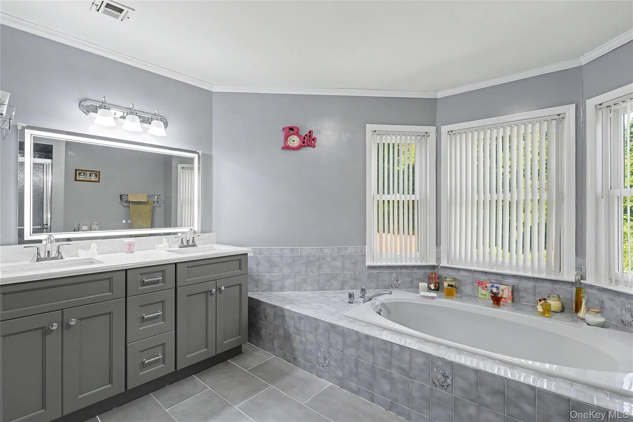 12 Stark Court, Clarkstown, NY, 6 Bedrooms Bedrooms, 13 Rooms Rooms,3 BathroomsBathrooms,Residential,For Rent,Stark,0,1059707 12 Stark Court, Clarkstown, NY, 6 Bedrooms Bedrooms, 13 Rooms Rooms,3 BathroomsBathrooms,Residential,For Rent,Stark,0,1059707