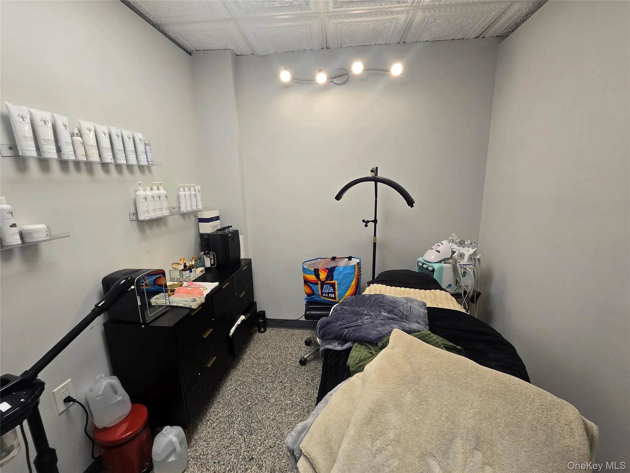 15 Route 303, Clarkstown, NY, ,Commercial Lease,For Rent,Route 303,0,1059709 15 Route 303, Clarkstown, NY, ,Commercial Lease,For Rent,Route 303,0,1059709