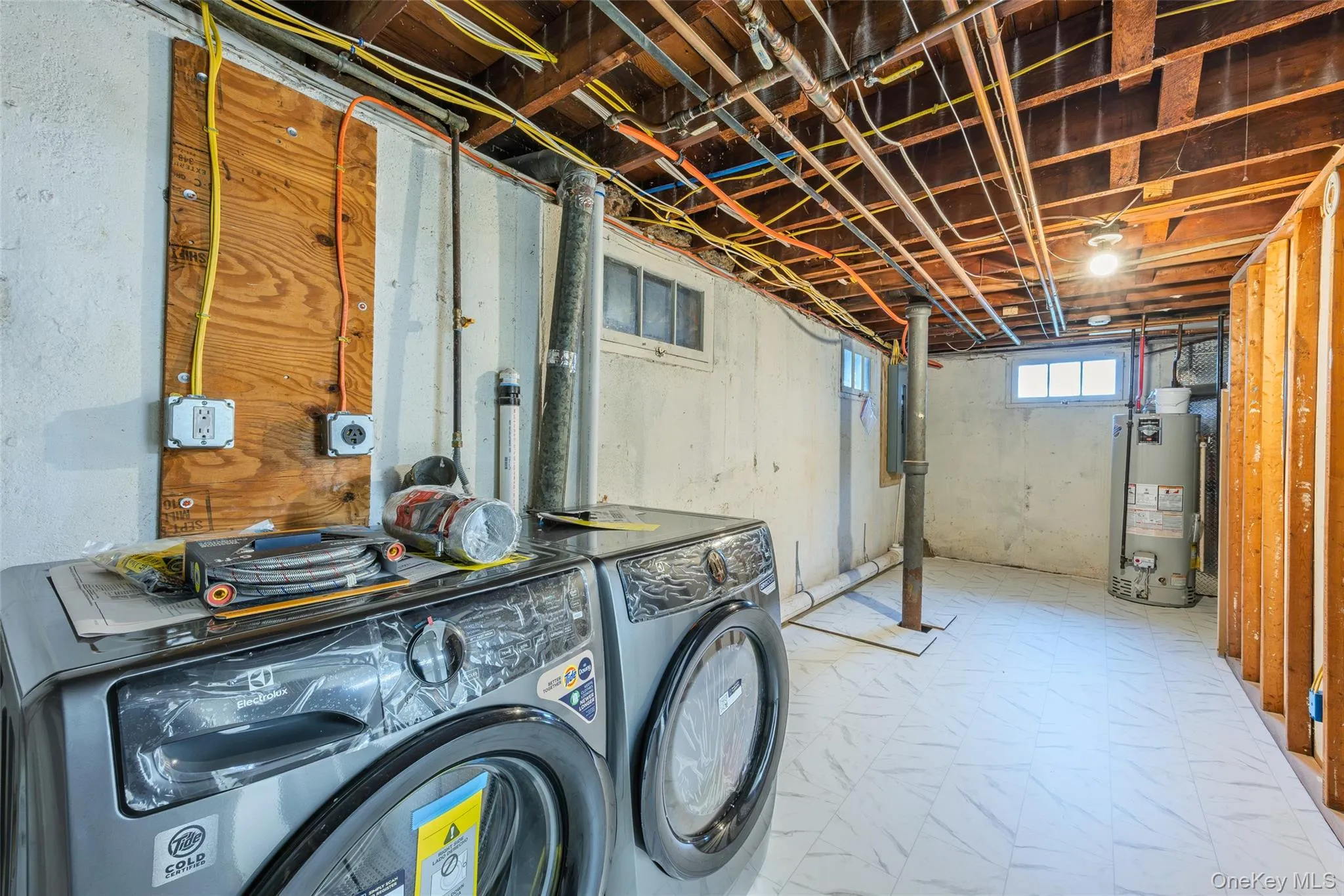 Laundry and Storage Laundry and Storage