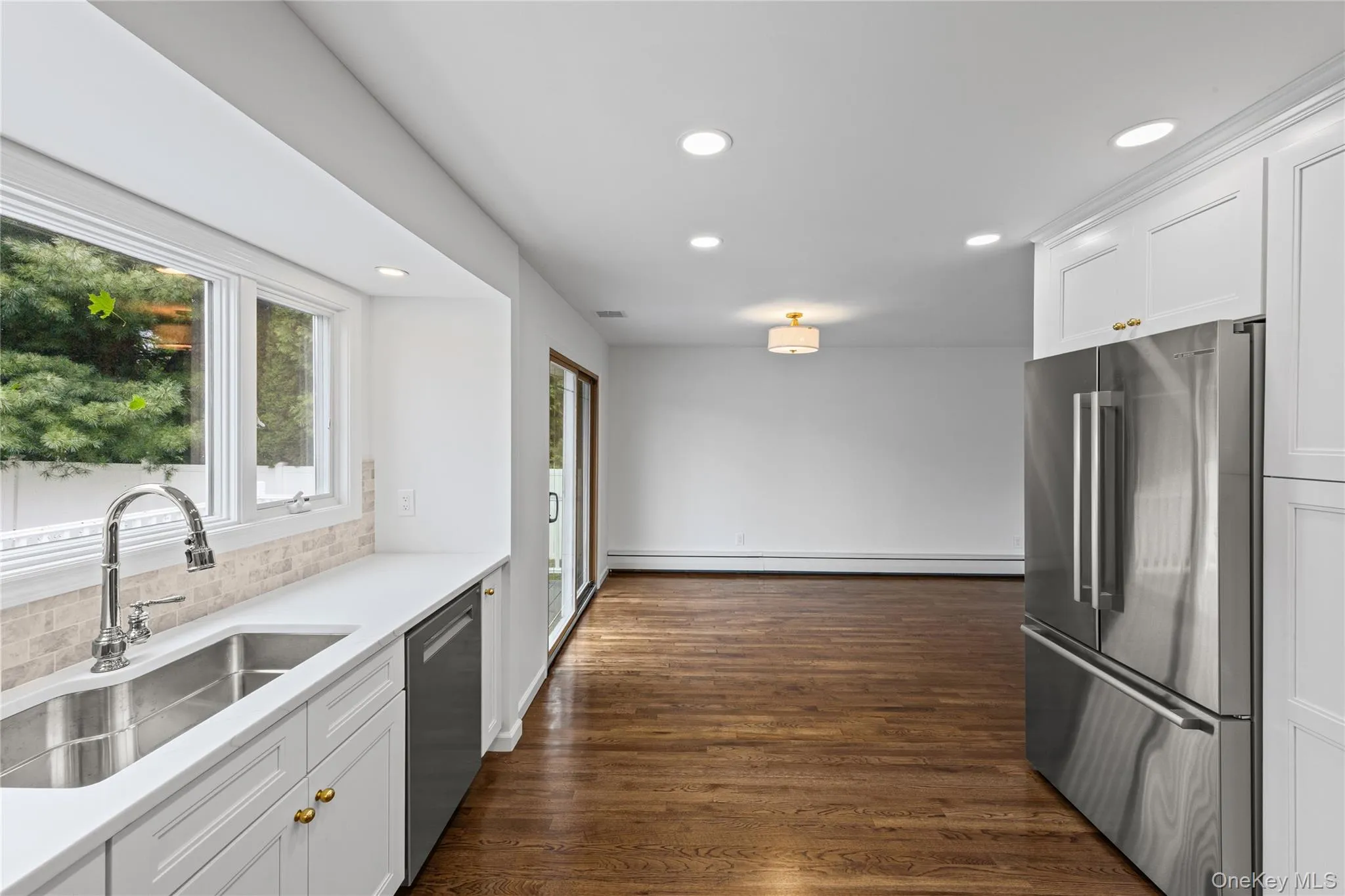 27 Schoenfield Lane, Huntington, NY, 3 Bedrooms Bedrooms, 7 Rooms Rooms,2 BathroomsBathrooms,Residential,For Rent,Schoenfield,0,1059715 27 Schoenfield Lane, Huntington, NY, 3 Bedrooms Bedrooms, 7 Rooms Rooms,2 BathroomsBathrooms,Residential,For Rent,Schoenfield,0,1059715