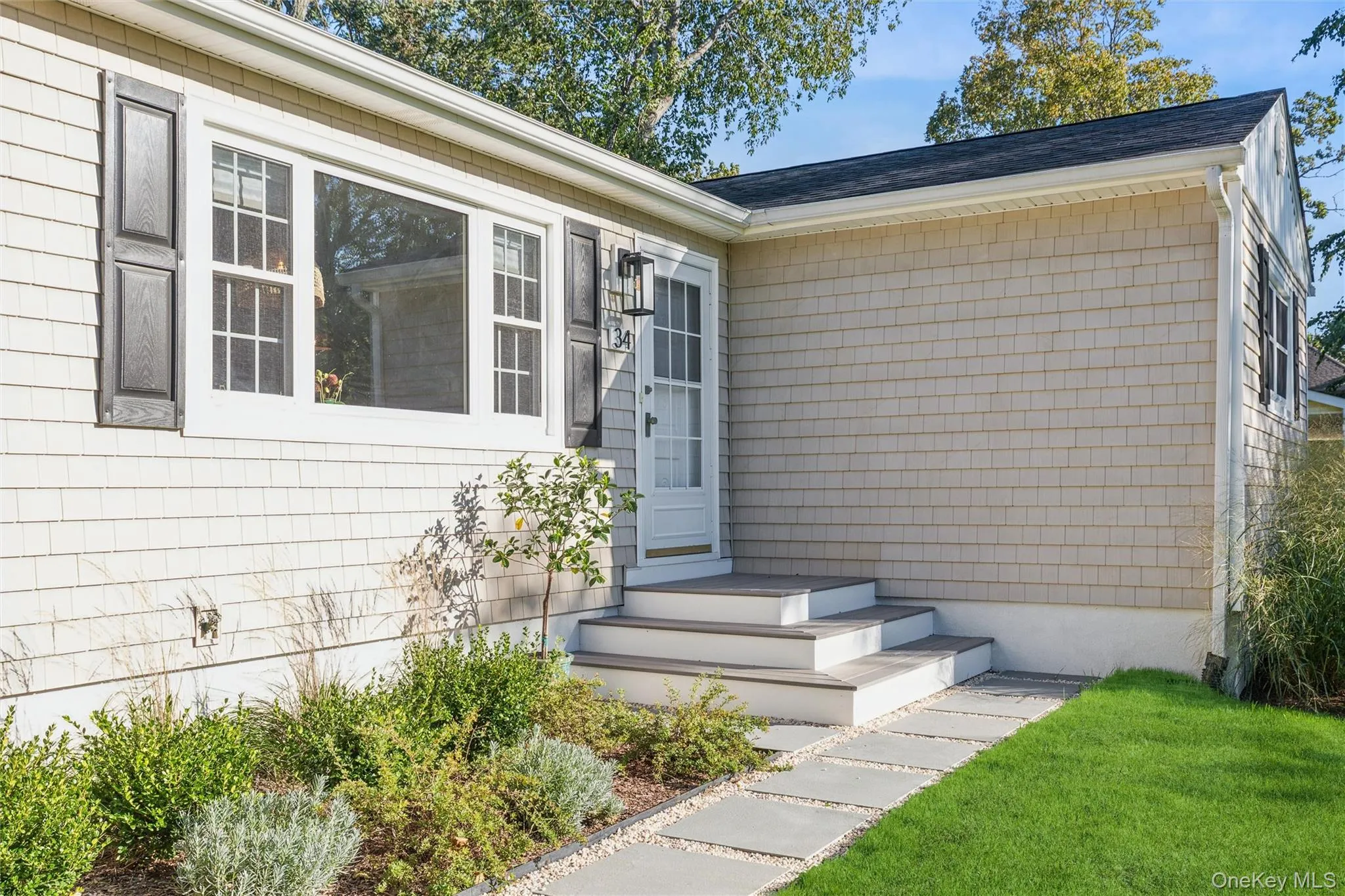 34 Westwood Drive, Southampton, NY, 2 Bedroom Bedrooms, 4 Room Rooms,1 BathroomBathrooms,Residential Lease,For Rent,Westwood,0,1059719 34 Westwood Drive, Southampton, NY, 2 Bedroom Bedrooms, 4 Room Rooms,1 BathroomBathrooms,Residential Lease,For Rent,Westwood,0,1059719
