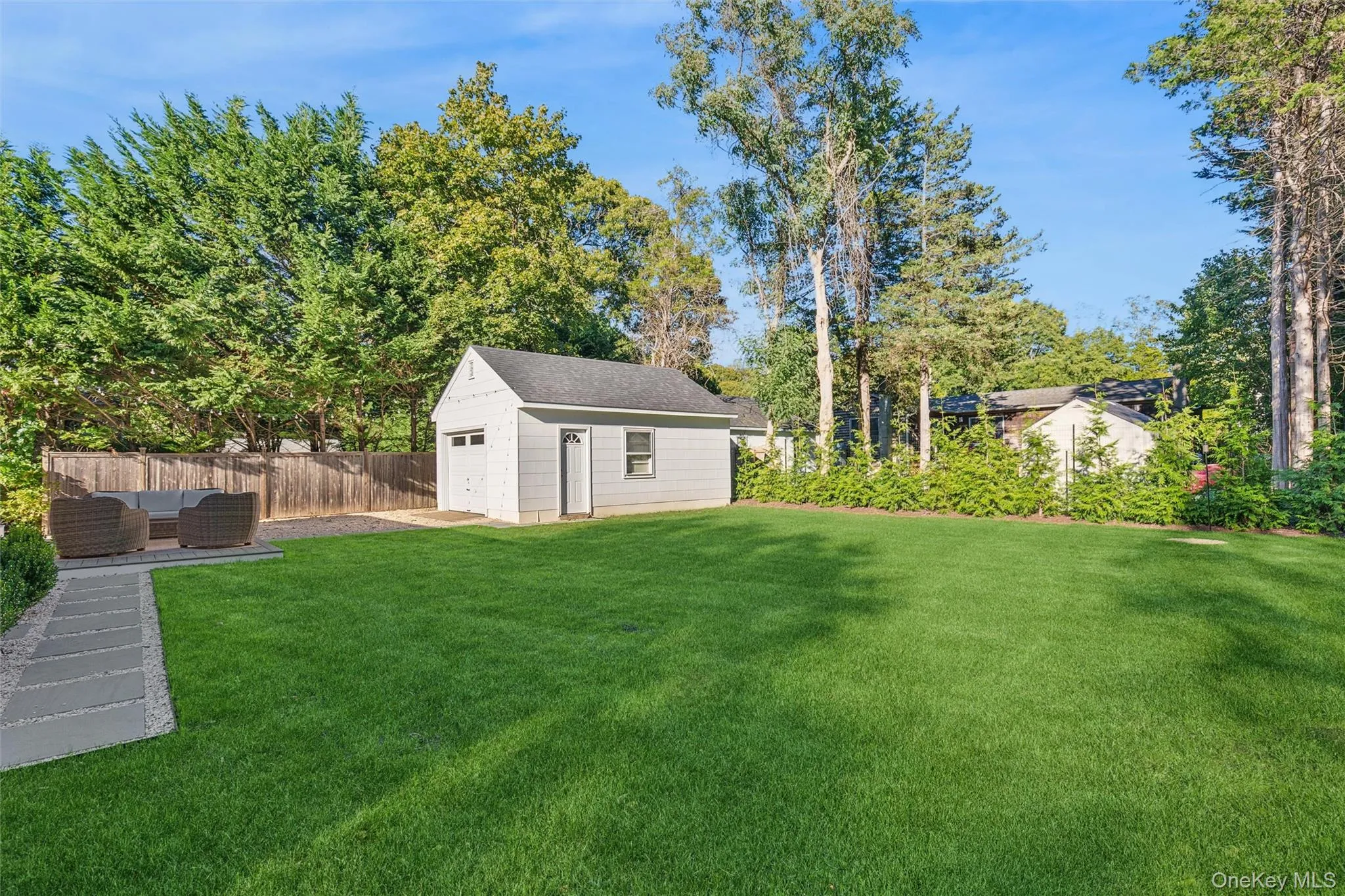34 Westwood Drive, Southampton, NY, 2 Bedroom Bedrooms, 4 Room Rooms,1 BathroomBathrooms,Residential Lease,For Rent,Westwood,0,1059719 34 Westwood Drive, Southampton, NY, 2 Bedroom Bedrooms, 4 Room Rooms,1 BathroomBathrooms,Residential Lease,For Rent,Westwood,0,1059719