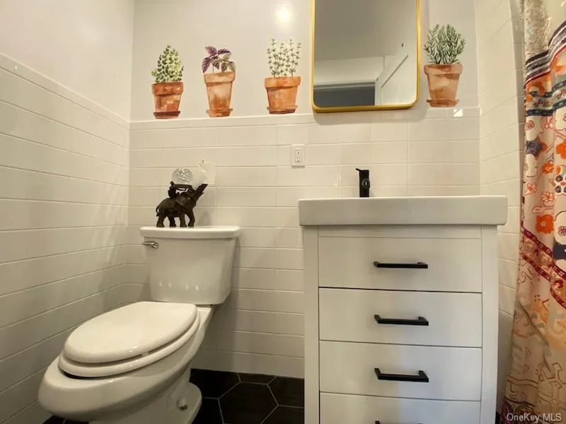 4112 20th Avenue, New York, NY, 3 Bedroom Bedrooms, 10 Room Rooms,3 BathroomBathrooms,Residential Lease,For Rent,20th,0,1059725 4112 20th Avenue, New York, NY, 3 Bedroom Bedrooms, 10 Room Rooms,3 BathroomBathrooms,Residential Lease,For Rent,20th,0,1059725