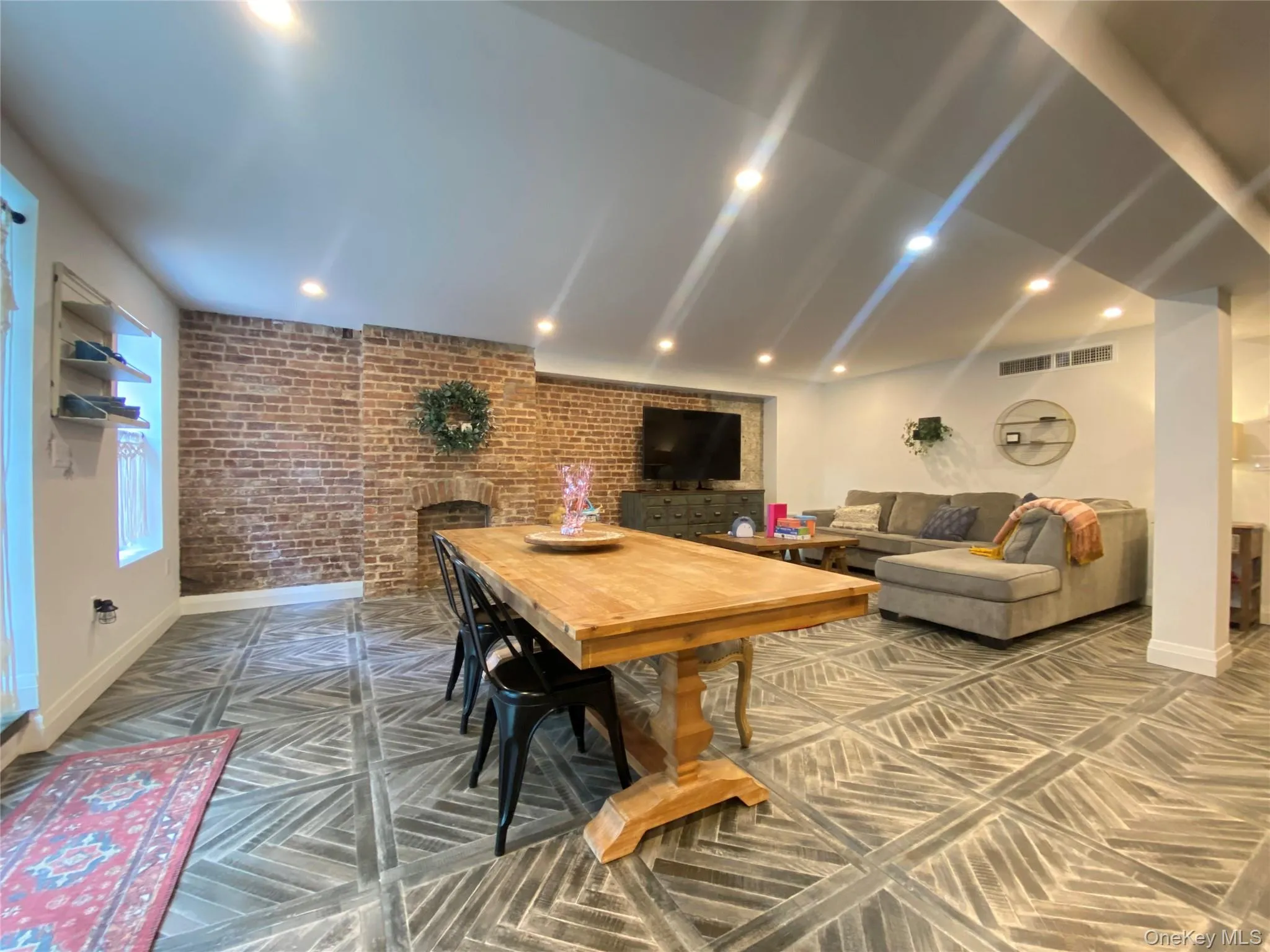 4112 20th Avenue, New York, NY, 3 Bedroom Bedrooms, 10 Room Rooms,3 BathroomBathrooms,Residential Lease,For Rent,20th,0,1059725 4112 20th Avenue, New York, NY, 3 Bedroom Bedrooms, 10 Room Rooms,3 BathroomBathrooms,Residential Lease,For Rent,20th,0,1059725