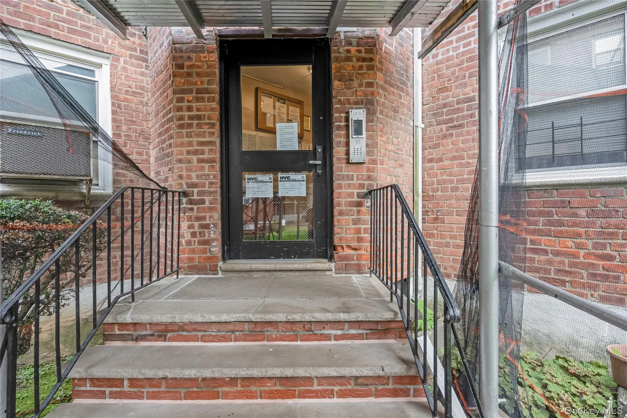 138-32 68th Drive, New York, NY, 1 Bedroom Bedrooms, 5 Rooms Rooms,1 BathroomBathrooms,Residential,For Rent,68th,0,1059732 138-32 68th Drive, New York, NY, 1 Bedroom Bedrooms, 5 Rooms Rooms,1 BathroomBathrooms,Residential,For Rent,68th,0,1059732