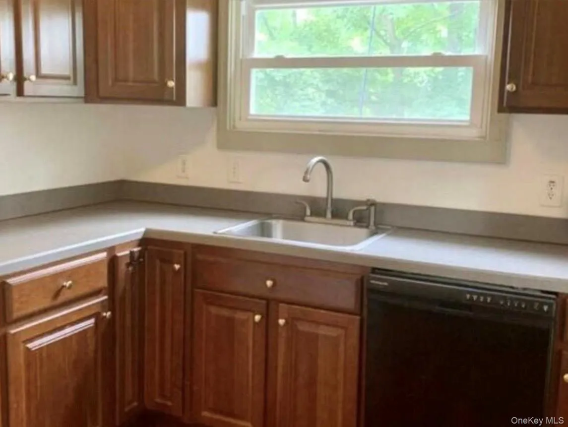 12 Alice Street, Beacon, NY, 2 Bedroom Bedrooms, 6 Room Rooms,1 BathroomBathrooms,Residential Lease,For Rent,Alice,0,1059734 12 Alice Street, Beacon, NY, 2 Bedroom Bedrooms, 6 Room Rooms,1 BathroomBathrooms,Residential Lease,For Rent,Alice,0,1059734