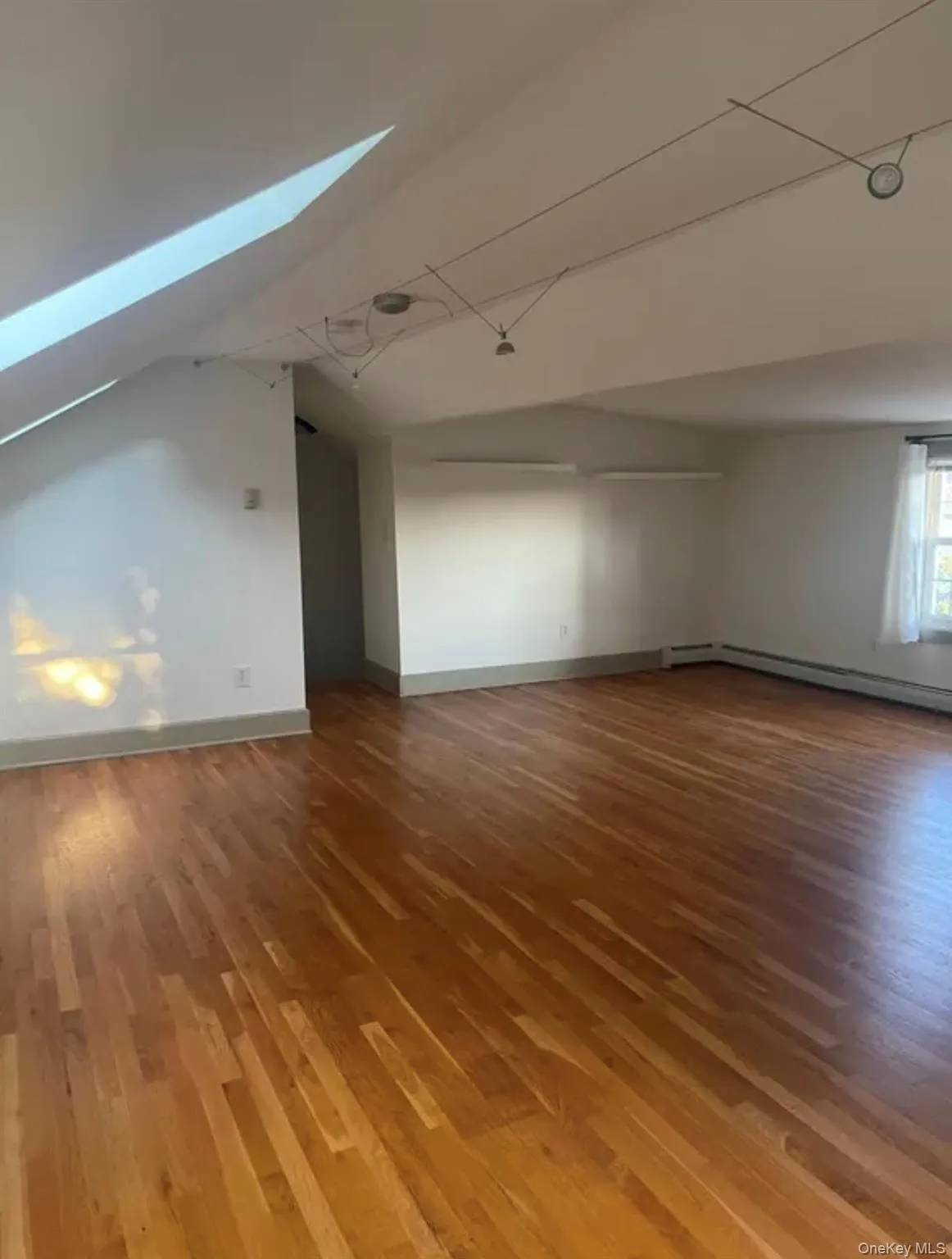12 Alice Street, Beacon, NY, 2 Bedroom Bedrooms, 6 Room Rooms,1 BathroomBathrooms,Residential Lease,For Rent,Alice,0,1059734 12 Alice Street, Beacon, NY, 2 Bedroom Bedrooms, 6 Room Rooms,1 BathroomBathrooms,Residential Lease,For Rent,Alice,0,1059734