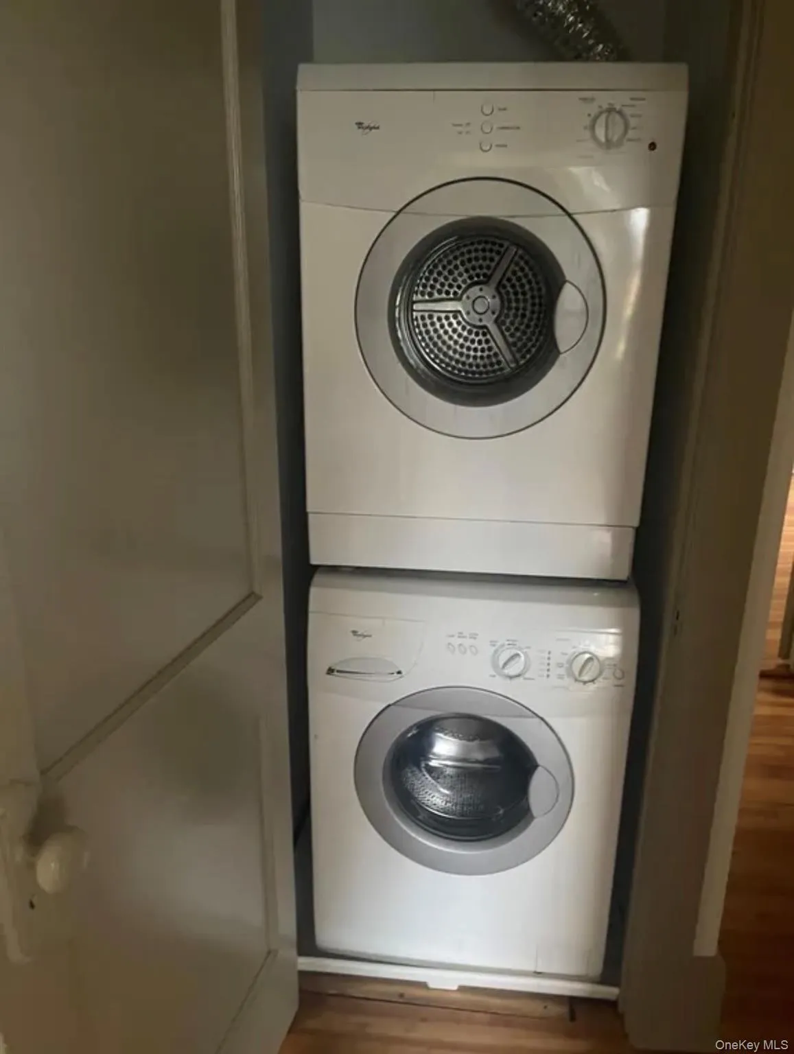 12 Alice Street, Beacon, NY, 2 Bedroom Bedrooms, 6 Room Rooms,1 BathroomBathrooms,Residential Lease,For Rent,Alice,0,1059734 12 Alice Street, Beacon, NY, 2 Bedroom Bedrooms, 6 Room Rooms,1 BathroomBathrooms,Residential Lease,For Rent,Alice,0,1059734