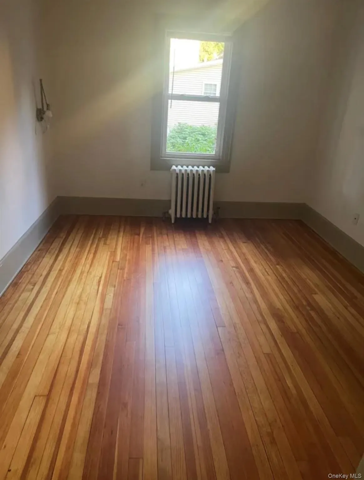 12 Alice Street, Beacon, NY, 2 Bedroom Bedrooms, 6 Room Rooms,1 BathroomBathrooms,Residential Lease,For Rent,Alice,0,1059734 12 Alice Street, Beacon, NY, 2 Bedroom Bedrooms, 6 Room Rooms,1 BathroomBathrooms,Residential Lease,For Rent,Alice,0,1059734