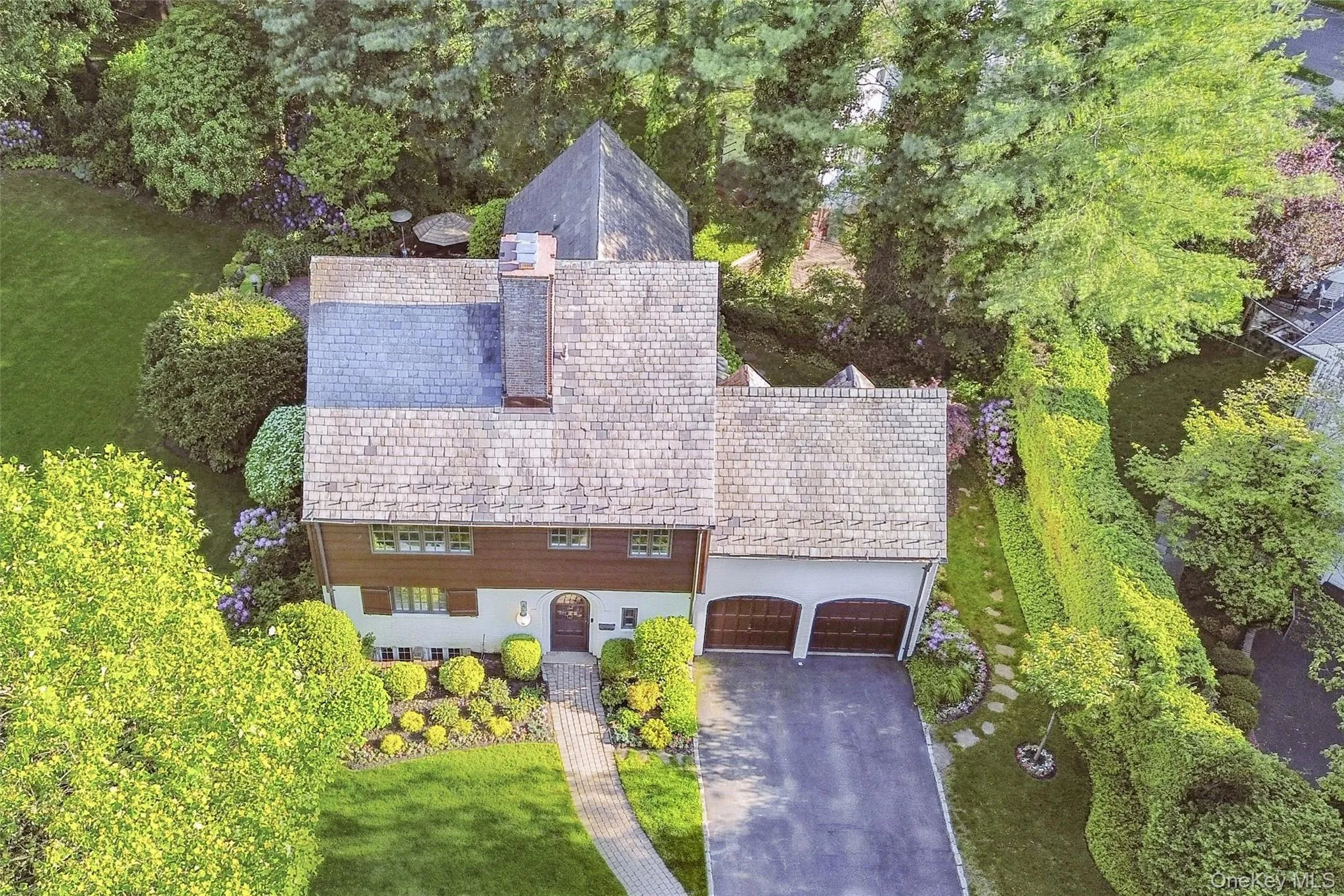 34 Wensley Drive, North Hempstead, NY, 5 Bedrooms Bedrooms, 9 Rooms Rooms,3 BathroomsBathrooms,Residential,For Rent,Wensley,0,1059746 34 Wensley Drive, North Hempstead, NY, 5 Bedrooms Bedrooms, 9 Rooms Rooms,3 BathroomsBathrooms,Residential,For Rent,Wensley,0,1059746