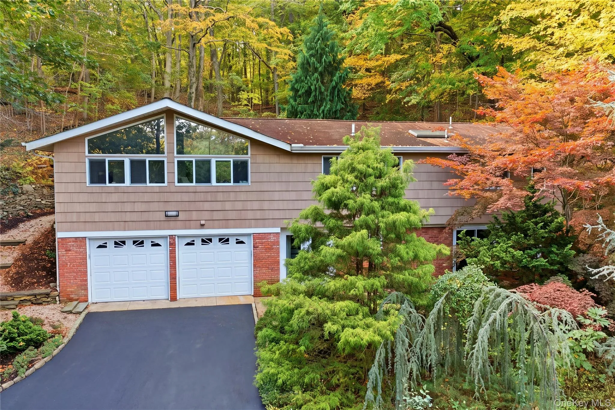 12 Sandy Hollow Road, Huntington, NY, 3 Bedrooms Bedrooms, 7 Rooms Rooms,3 BathroomsBathrooms,Residential,For Rent,Sandy Hollow,0,1059747 12 Sandy Hollow Road, Huntington, NY, 3 Bedrooms Bedrooms, 7 Rooms Rooms,3 BathroomsBathrooms,Residential,For Rent,Sandy Hollow,0,1059747