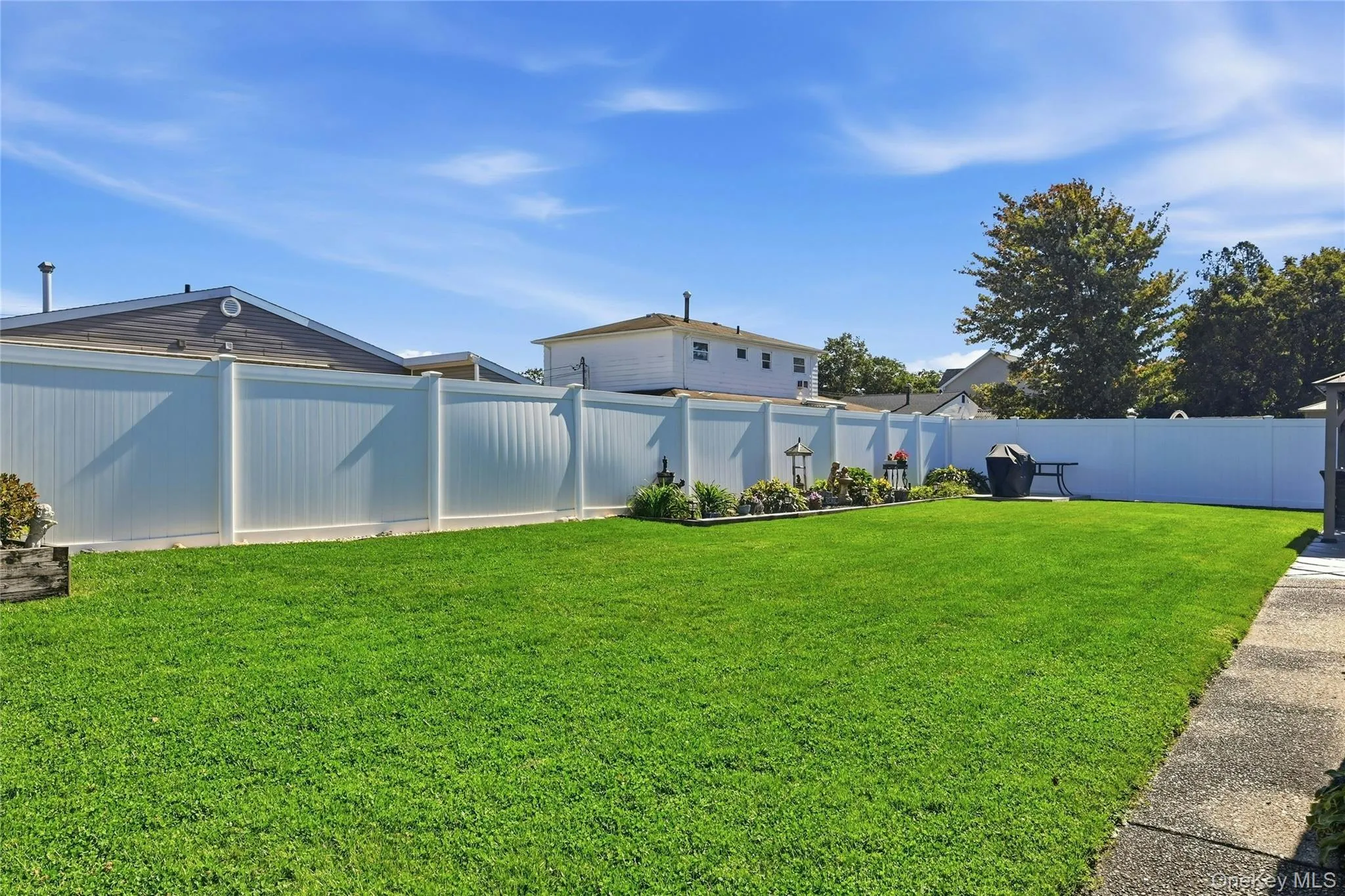 71 14th Street, Babylon, NY, 3 Bedrooms Bedrooms, 8 Rooms Rooms,1 BathroomBathrooms,Residential,For Rent,14th,0,1059748 71 14th Street, Babylon, NY, 3 Bedrooms Bedrooms, 8 Rooms Rooms,1 BathroomBathrooms,Residential,For Rent,14th,0,1059748