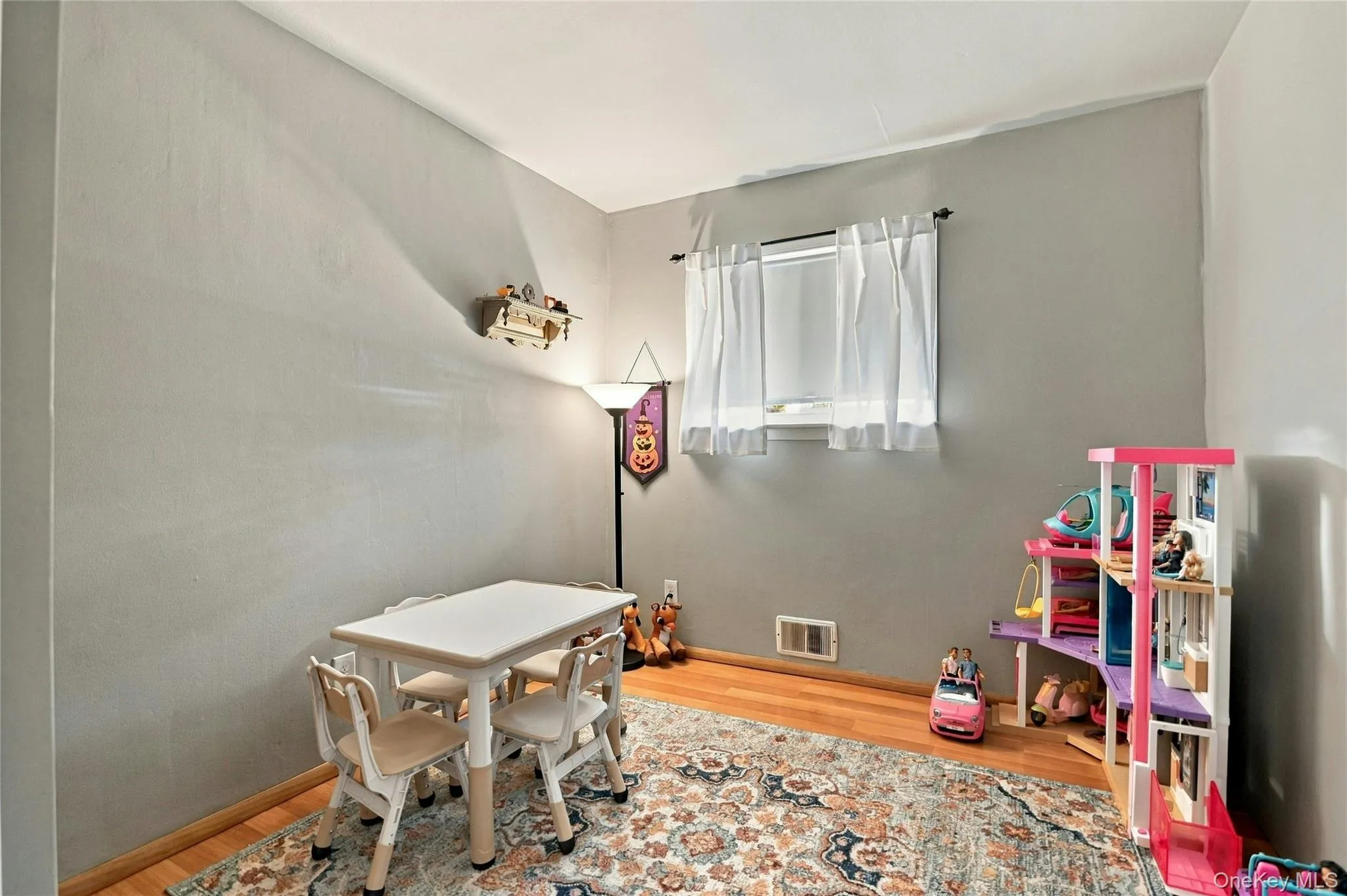 71 14th Street, Babylon, NY, 3 Bedrooms Bedrooms, 8 Rooms Rooms,1 BathroomBathrooms,Residential,For Rent,14th,0,1059748 71 14th Street, Babylon, NY, 3 Bedrooms Bedrooms, 8 Rooms Rooms,1 BathroomBathrooms,Residential,For Rent,14th,0,1059748