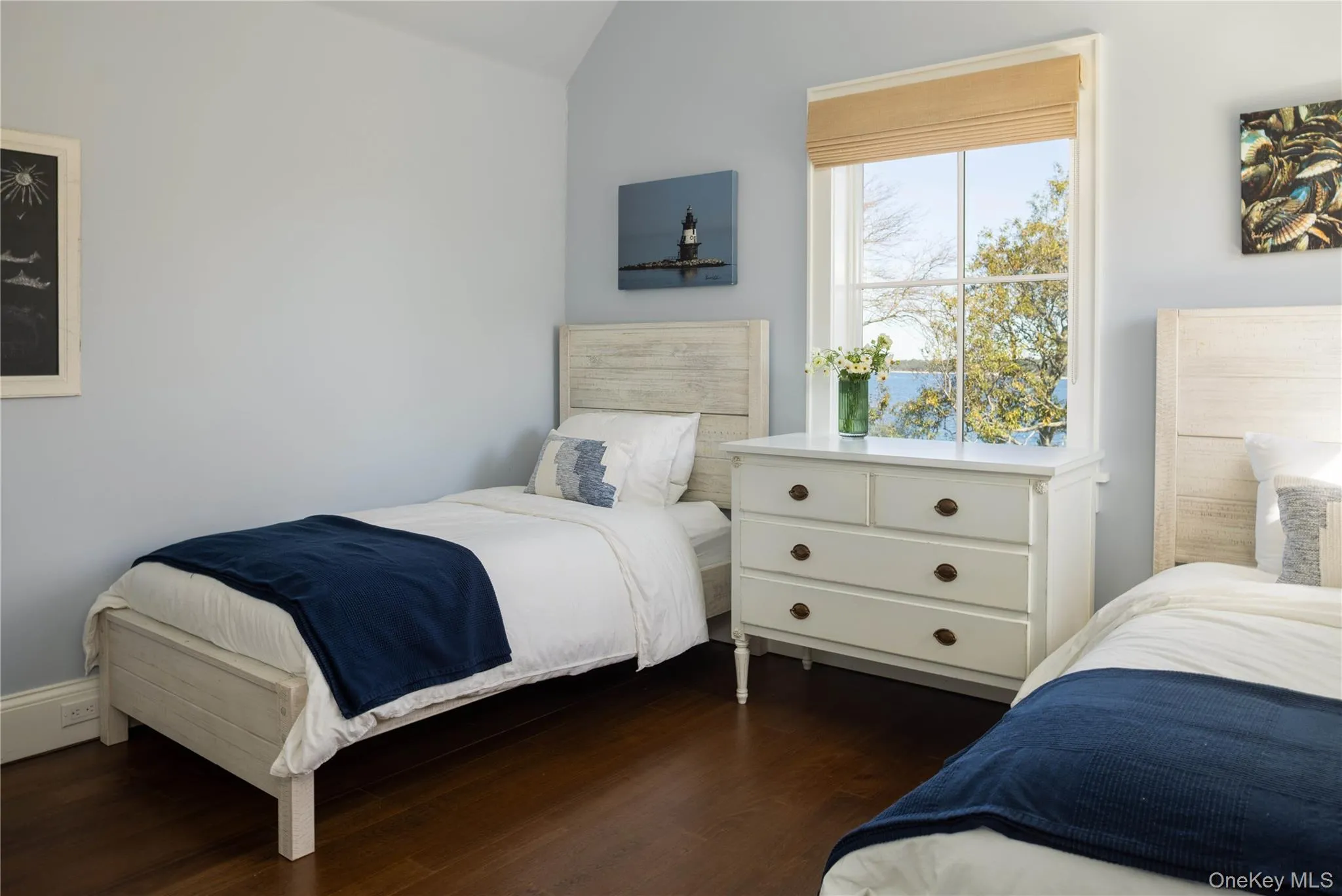 1000 Sound Drive, Southold, NY, 5 Bedrooms Bedrooms, 10 Rooms Rooms,4 BathroomsBathrooms,Residential,For Rent,Sound,0,1059750 1000 Sound Drive, Southold, NY, 5 Bedrooms Bedrooms, 10 Rooms Rooms,4 BathroomsBathrooms,Residential,For Rent,Sound,0,1059750