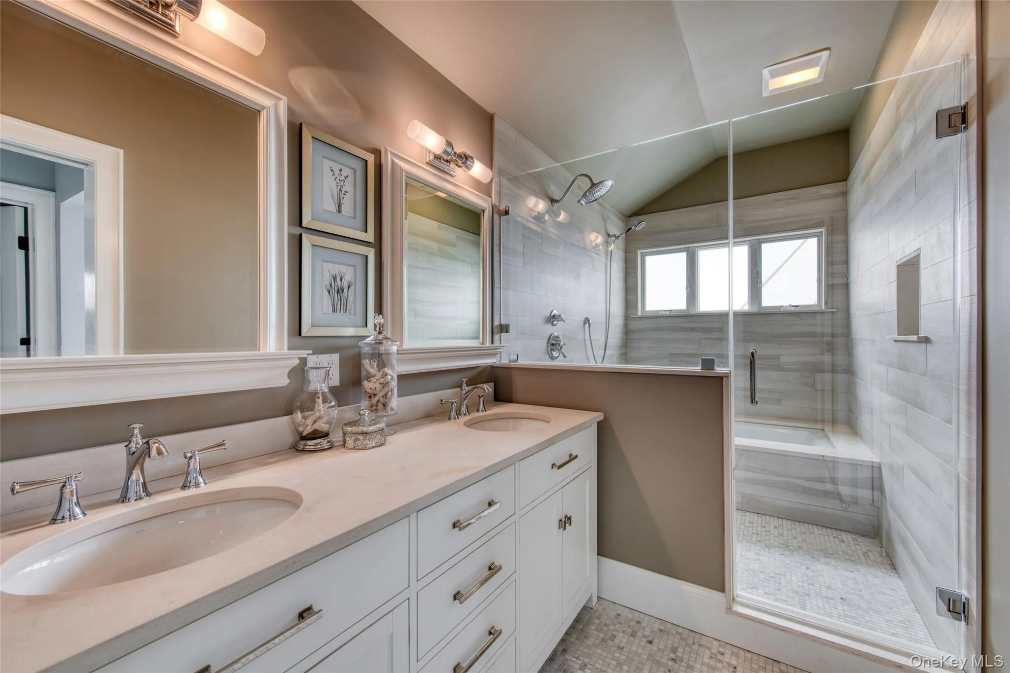 1000 Sound Drive, Southold, NY, 5 Bedrooms Bedrooms, 10 Rooms Rooms,4 BathroomsBathrooms,Residential,For Rent,Sound,0,1059750 1000 Sound Drive, Southold, NY, 5 Bedrooms Bedrooms, 10 Rooms Rooms,4 BathroomsBathrooms,Residential,For Rent,Sound,0,1059750