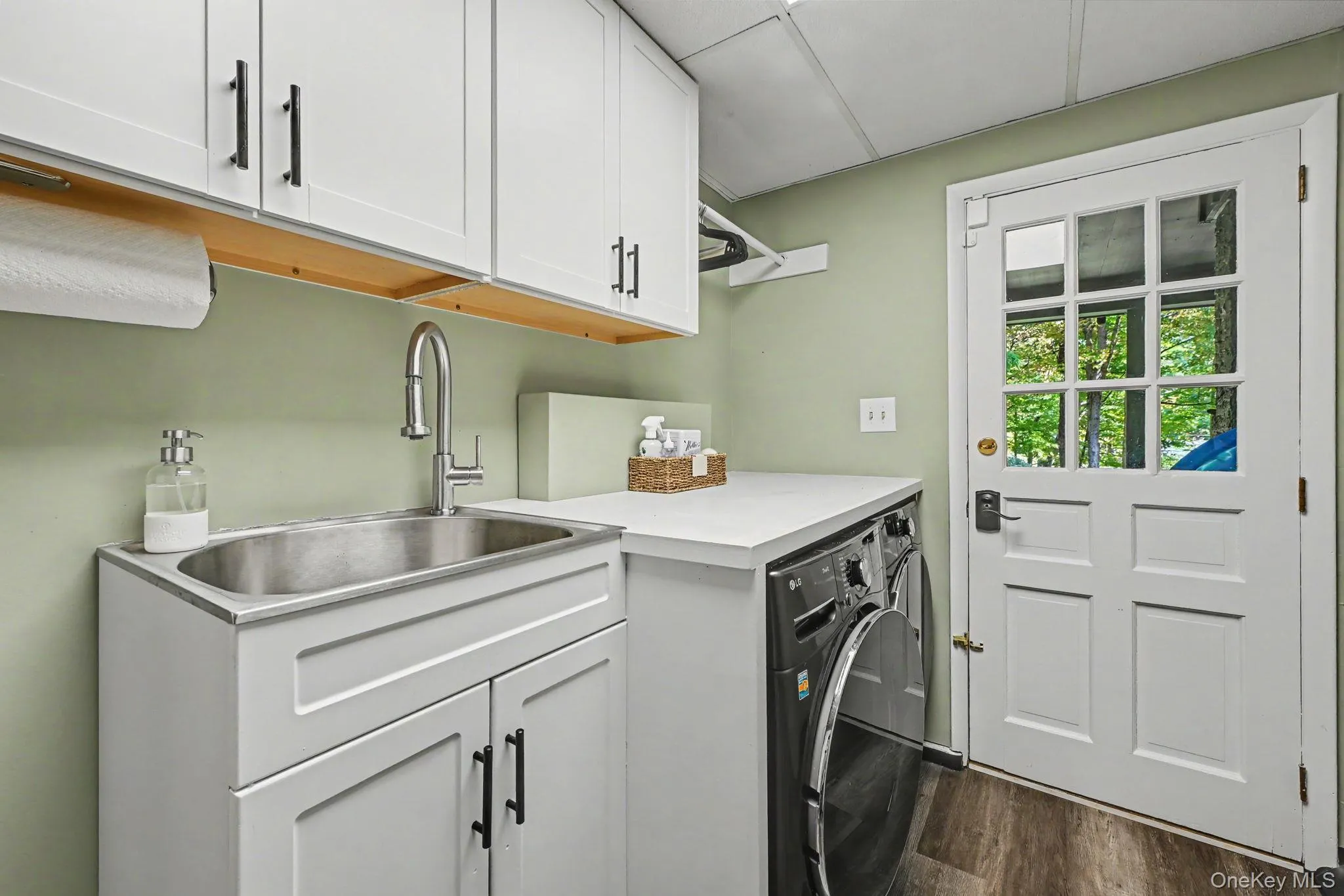 29 Hoyt Street, Lewisboro, NY, 3 Bedrooms Bedrooms, 13 Rooms Rooms,3 BathroomsBathrooms,Residential,For Rent,Hoyt,0,1059751 29 Hoyt Street, Lewisboro, NY, 3 Bedrooms Bedrooms, 13 Rooms Rooms,3 BathroomsBathrooms,Residential,For Rent,Hoyt,0,1059751