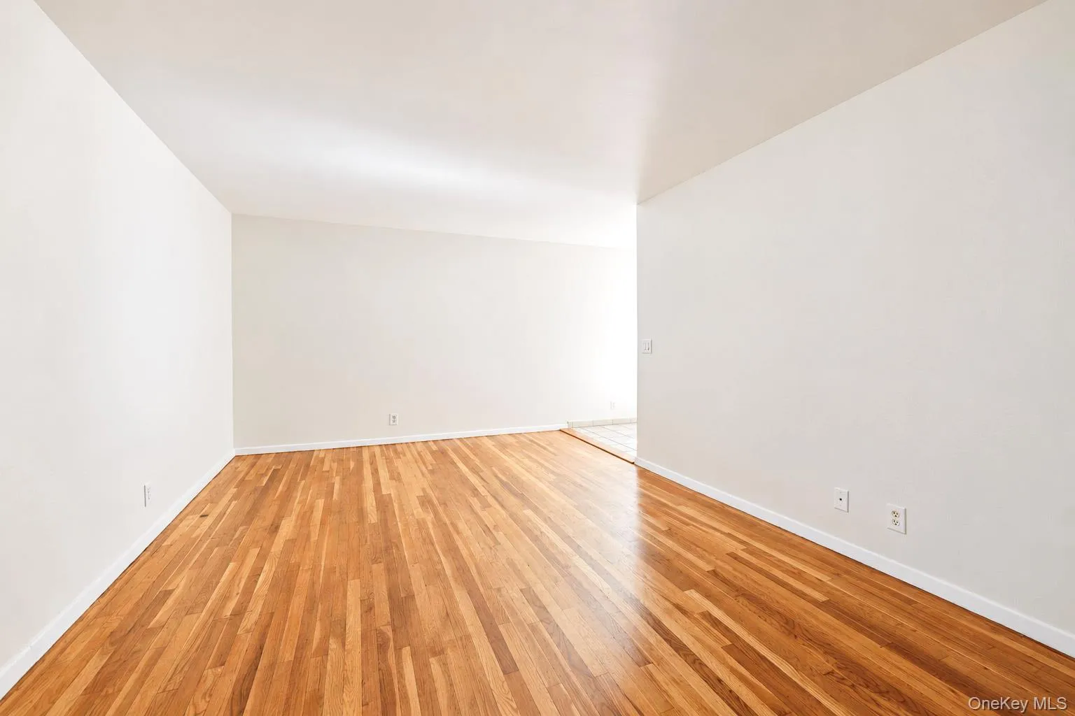 585 Mc Lean Avenue, Yonkers, NY, 1 Bedroom Bedrooms, 5 Room Rooms,1 BathroomBathrooms,Residential Lease,For Rent,Mc Lean,0,1059753 585 Mc Lean Avenue, Yonkers, NY, 1 Bedroom Bedrooms, 5 Room Rooms,1 BathroomBathrooms,Residential Lease,For Rent,Mc Lean,0,1059753