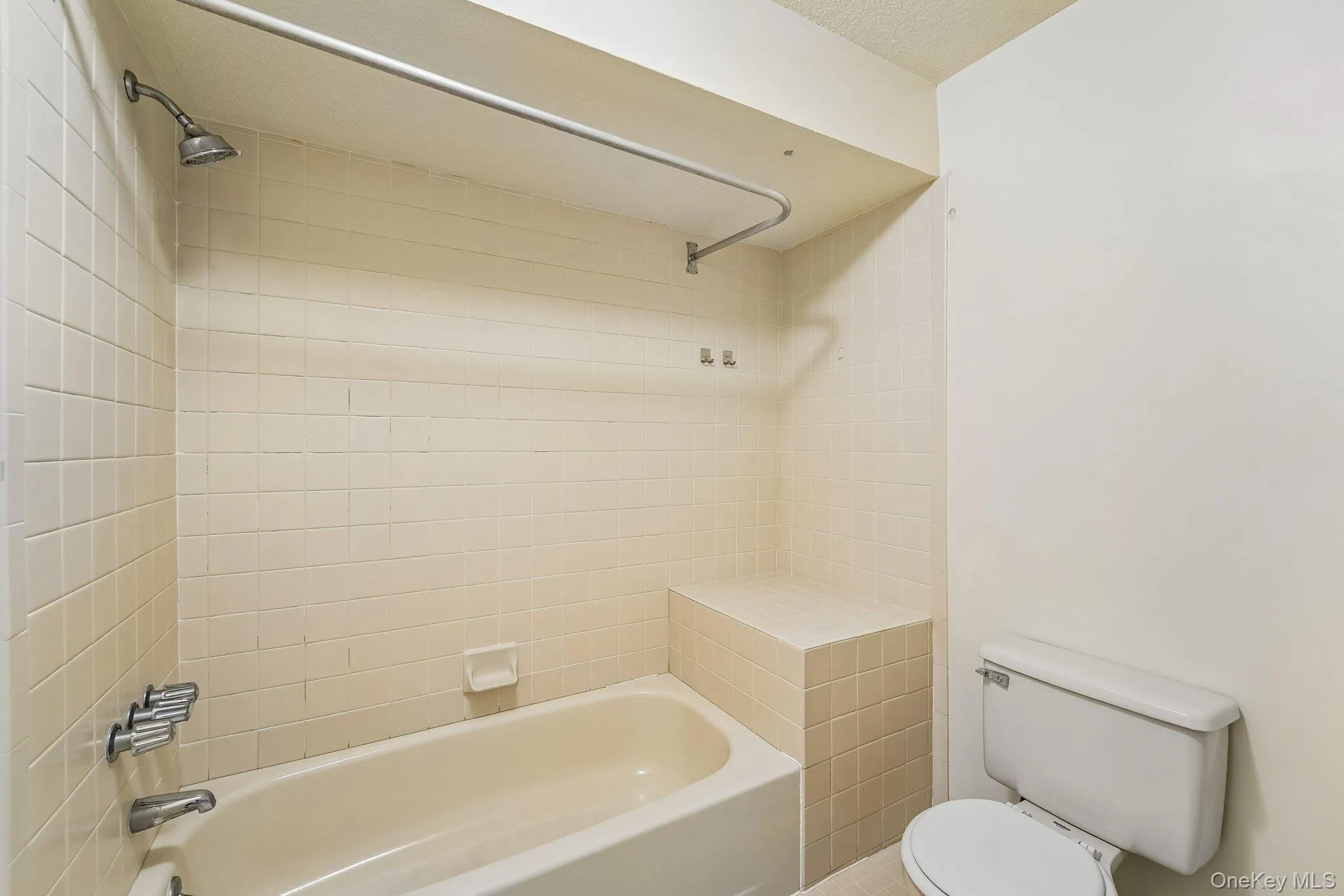 18 BROOKE HOLLOW Lane, Peekskill, NY, 1 Bedroom Bedrooms, 5 Rooms Rooms,2 BathroomsBathrooms,Residential,For Rent,BROOKE HOLLOW,0,1059760 18 BROOKE HOLLOW Lane, Peekskill, NY, 1 Bedroom Bedrooms, 5 Rooms Rooms,2 BathroomsBathrooms,Residential,For Rent,BROOKE HOLLOW,0,1059760