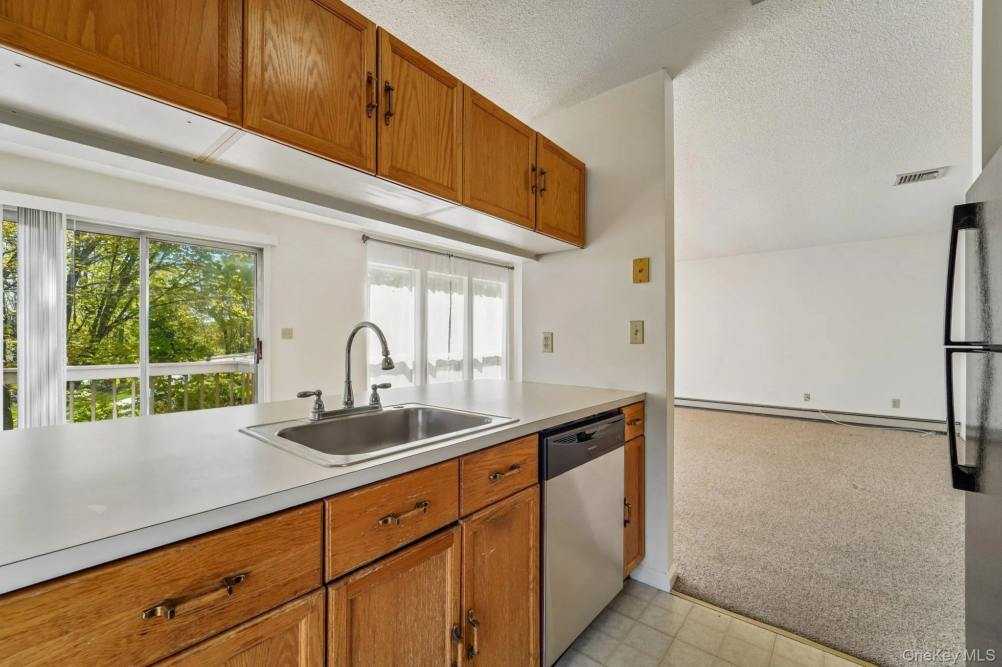 18 BROOKE HOLLOW Lane, Peekskill, NY, 1 Bedroom Bedrooms, 5 Rooms Rooms,2 BathroomsBathrooms,Residential,For Rent,BROOKE HOLLOW,0,1059760 18 BROOKE HOLLOW Lane, Peekskill, NY, 1 Bedroom Bedrooms, 5 Rooms Rooms,2 BathroomsBathrooms,Residential,For Rent,BROOKE HOLLOW,0,1059760