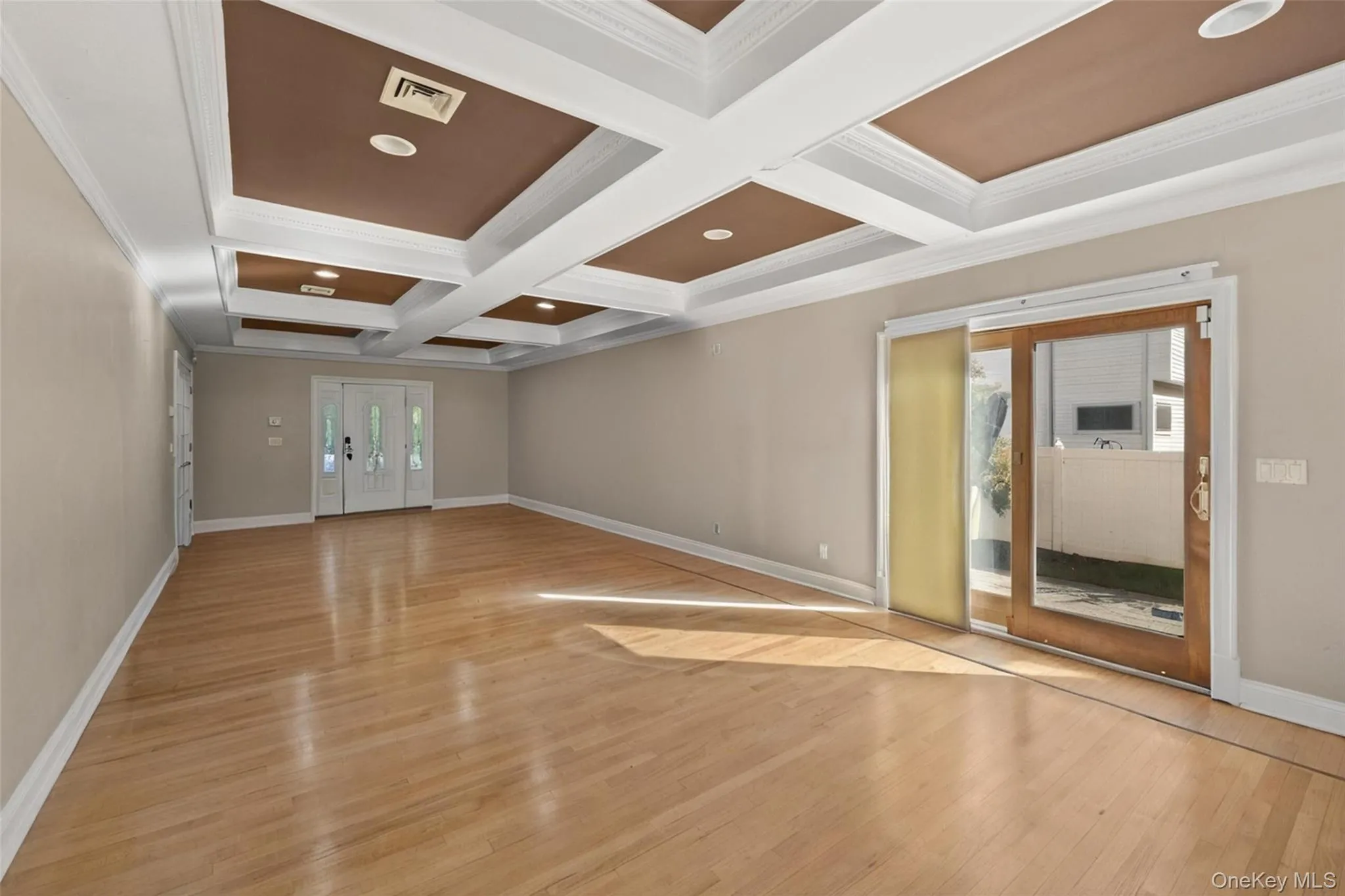 46 Garden City Street, Islip, NY, 6 Bedrooms Bedrooms, 9 Rooms Rooms,2 BathroomsBathrooms,Residential,For Rent,Garden City,0,1059764 46 Garden City Street, Islip, NY, 6 Bedrooms Bedrooms, 9 Rooms Rooms,2 BathroomsBathrooms,Residential,For Rent,Garden City,0,1059764