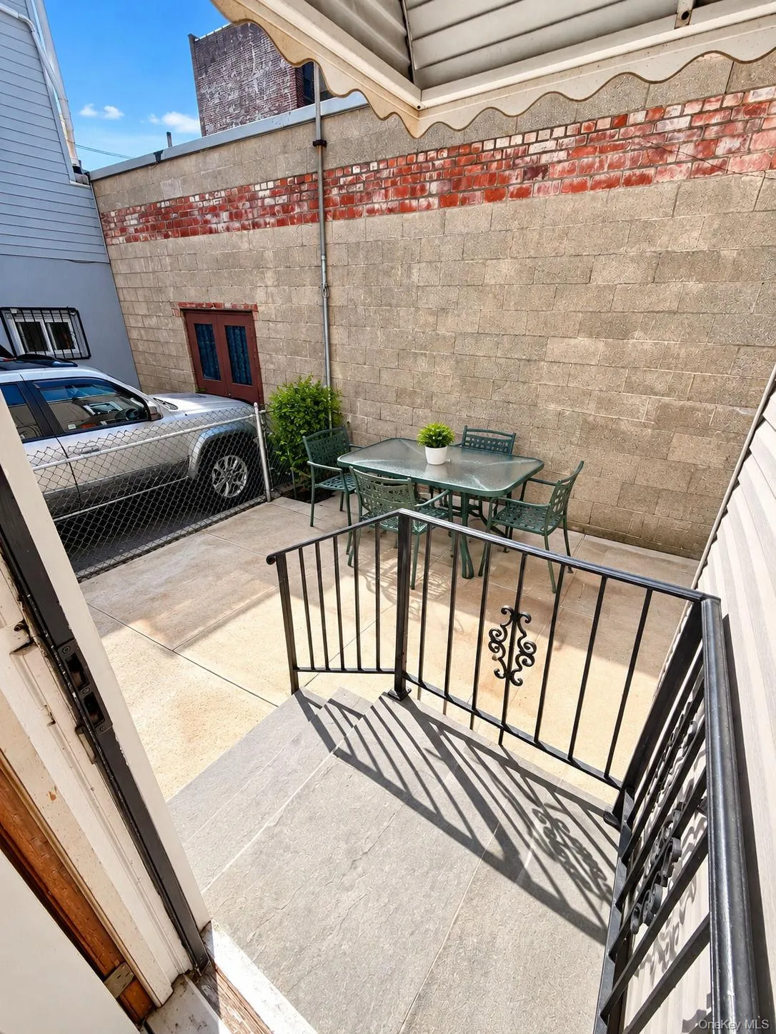 690 240th Street, New York, NY, 3 Bedroom Bedrooms, 6 Room Rooms,1 BathroomBathrooms,Residential Lease,For Rent,240th,0,1059765 690 240th Street, New York, NY, 3 Bedroom Bedrooms, 6 Room Rooms,1 BathroomBathrooms,Residential Lease,For Rent,240th,0,1059765