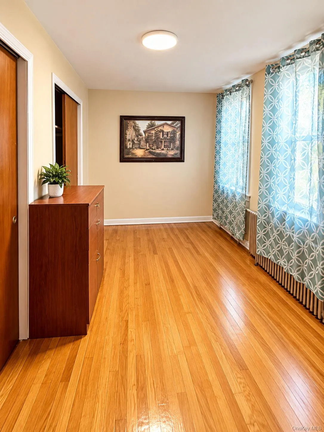 690 240th Street, New York, NY, 3 Bedroom Bedrooms, 6 Room Rooms,1 BathroomBathrooms,Residential Lease,For Rent,240th,0,1059765 690 240th Street, New York, NY, 3 Bedroom Bedrooms, 6 Room Rooms,1 BathroomBathrooms,Residential Lease,For Rent,240th,0,1059765