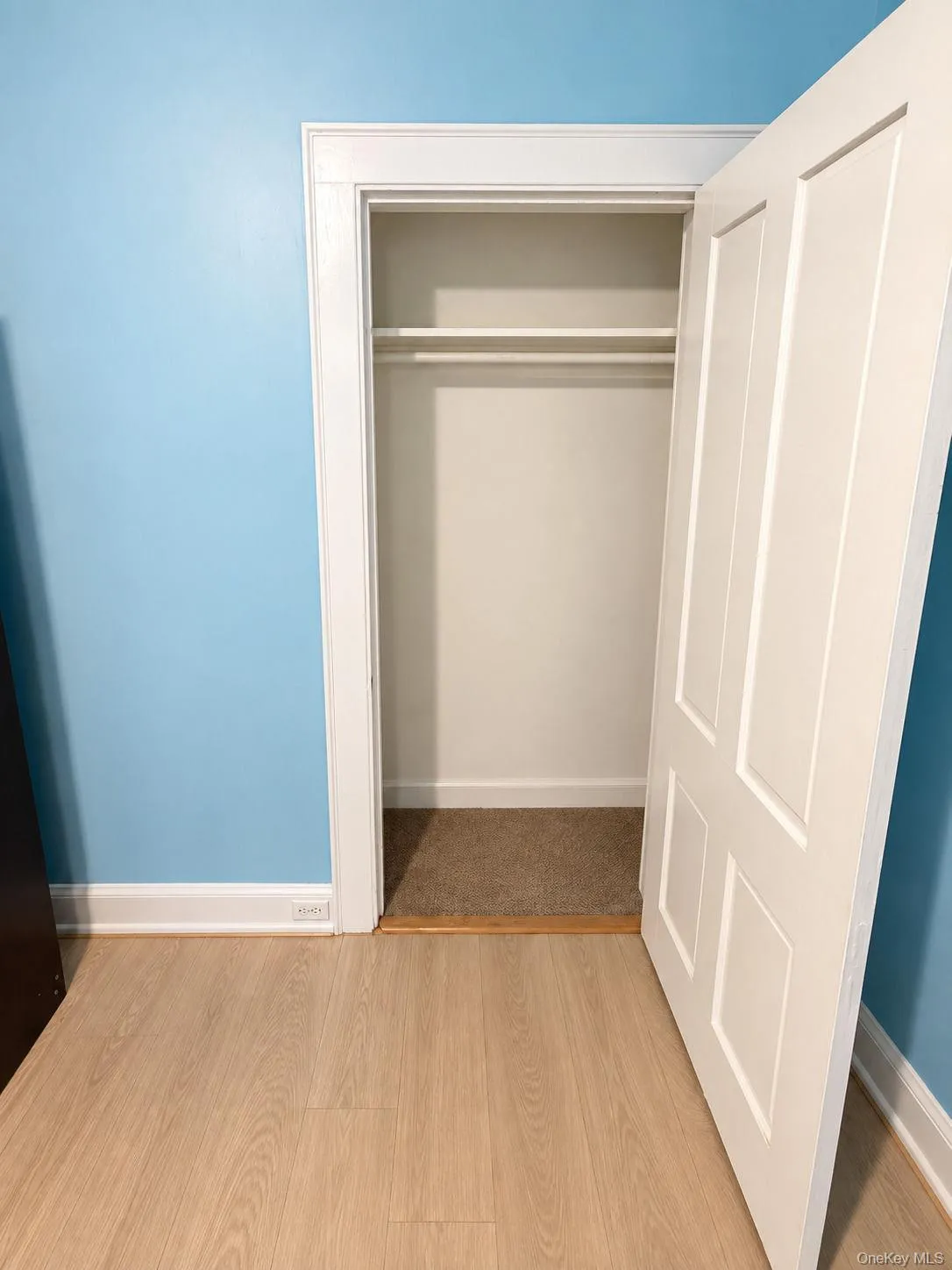 690 240th Street, New York, NY, 3 Bedroom Bedrooms, 6 Room Rooms,1 BathroomBathrooms,Residential Lease,For Rent,240th,0,1059765 690 240th Street, New York, NY, 3 Bedroom Bedrooms, 6 Room Rooms,1 BathroomBathrooms,Residential Lease,For Rent,240th,0,1059765