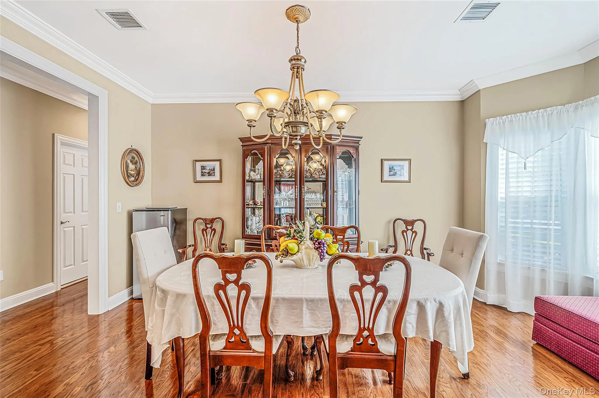 29 Golden Spruce Drive, Riverhead, NY, 3 Bedrooms Bedrooms, 7 Rooms Rooms,3 BathroomsBathrooms,Residential,For Rent,Golden Spruce,0,1059787 29 Golden Spruce Drive, Riverhead, NY, 3 Bedrooms Bedrooms, 7 Rooms Rooms,3 BathroomsBathrooms,Residential,For Rent,Golden Spruce,0,1059787