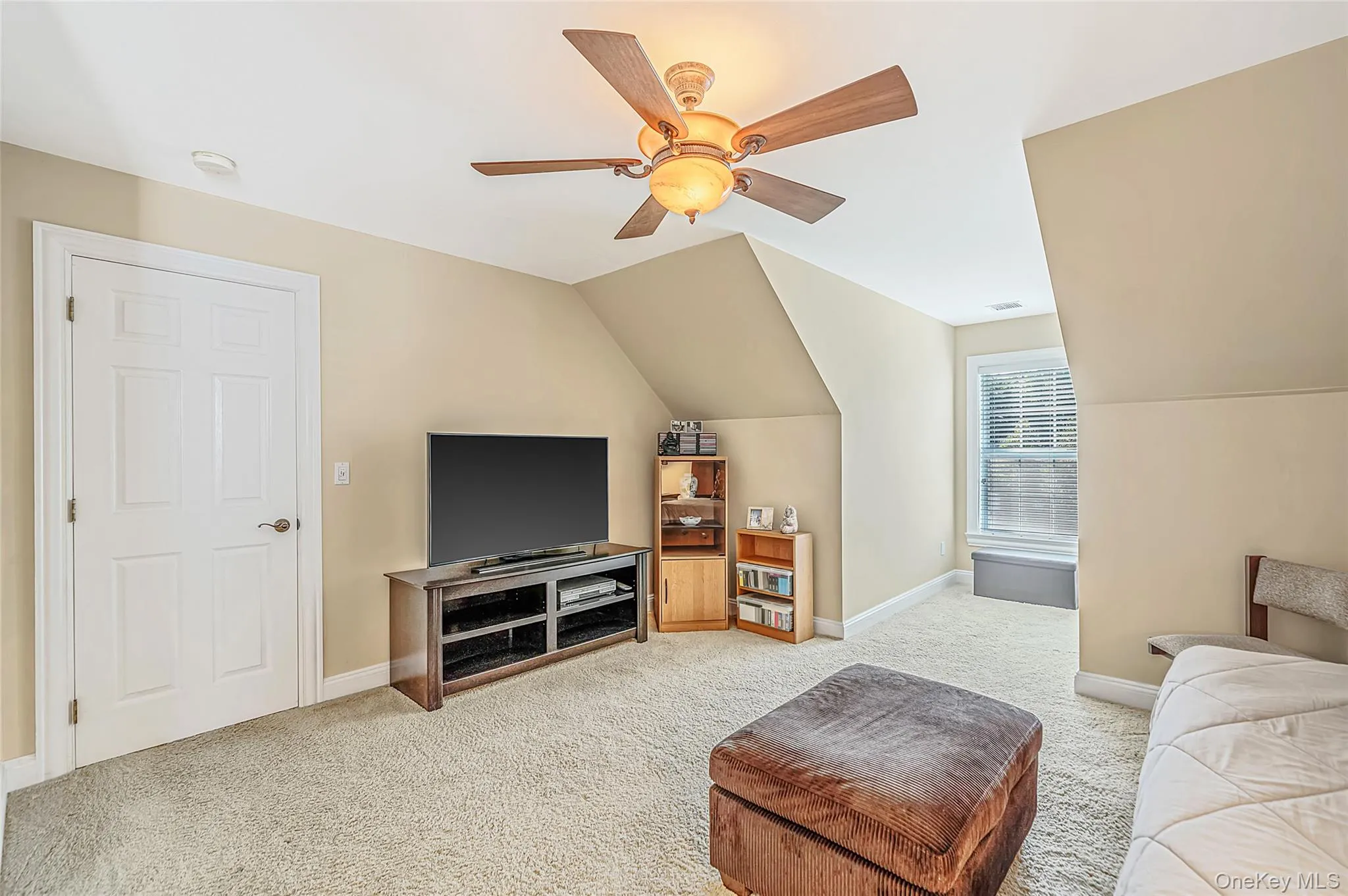 29 Golden Spruce Drive, Riverhead, NY, 3 Bedrooms Bedrooms, 7 Rooms Rooms,3 BathroomsBathrooms,Residential,For Rent,Golden Spruce,0,1059787 29 Golden Spruce Drive, Riverhead, NY, 3 Bedrooms Bedrooms, 7 Rooms Rooms,3 BathroomsBathrooms,Residential,For Rent,Golden Spruce,0,1059787