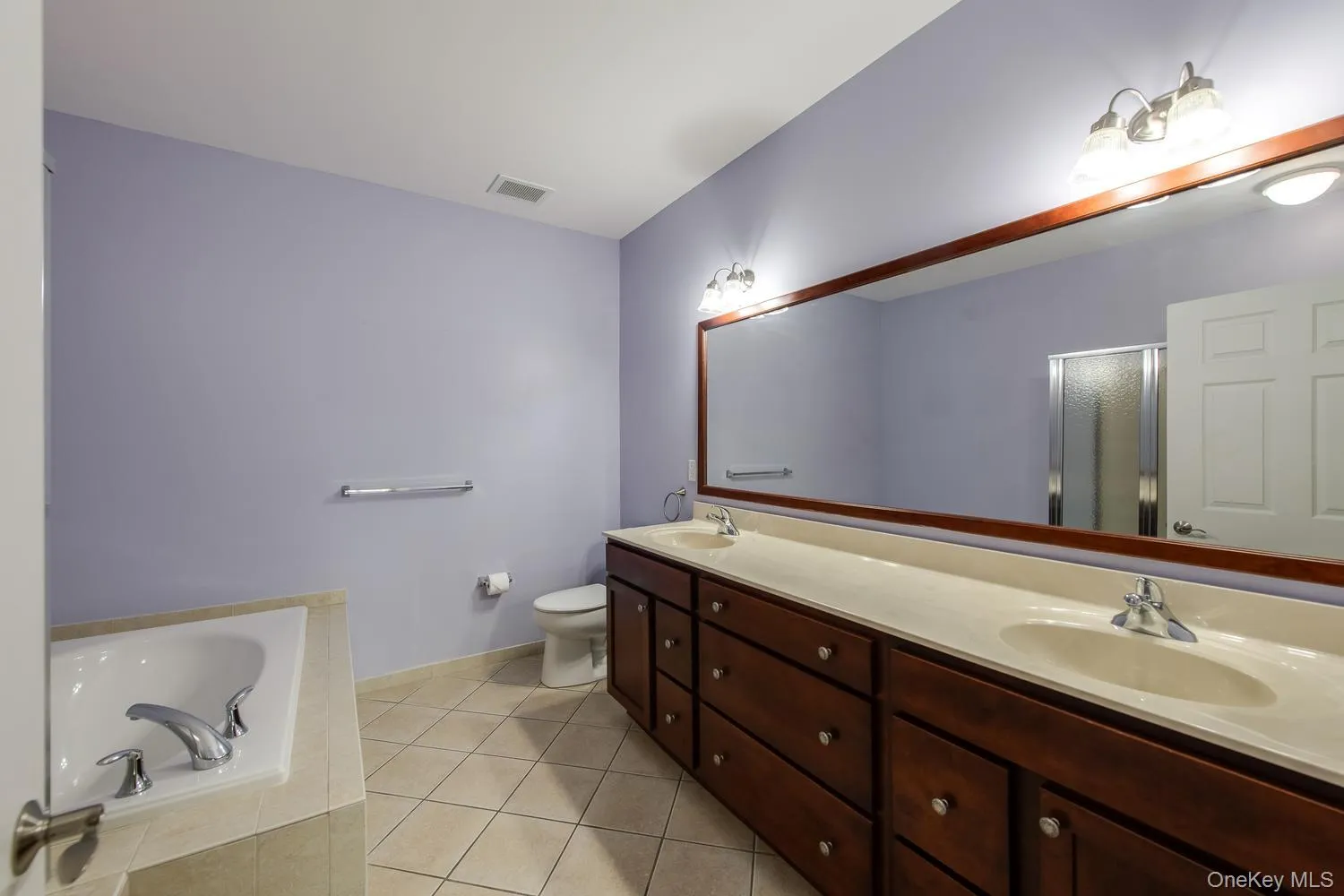 231 Regency Drive, Fishkill, NY, 1 Bedroom Bedrooms, 5 Rooms Rooms,2 BathroomsBathrooms,Residential,For Rent,Regency,0,1059790 231 Regency Drive, Fishkill, NY, 1 Bedroom Bedrooms, 5 Rooms Rooms,2 BathroomsBathrooms,Residential,For Rent,Regency,0,1059790