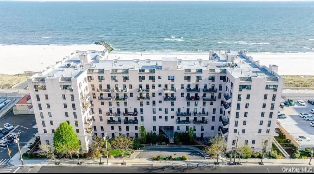 100 Broadway, Long Beach, NY, 1 Bedroom Bedrooms, 6 Rooms Rooms,1 BathroomBathrooms,Residential,For Rent,Broadway,0,1059800 100 Broadway, Long Beach, NY, 1 Bedroom Bedrooms, 6 Rooms Rooms,1 BathroomBathrooms,Residential,For Rent,Broadway,0,1059800