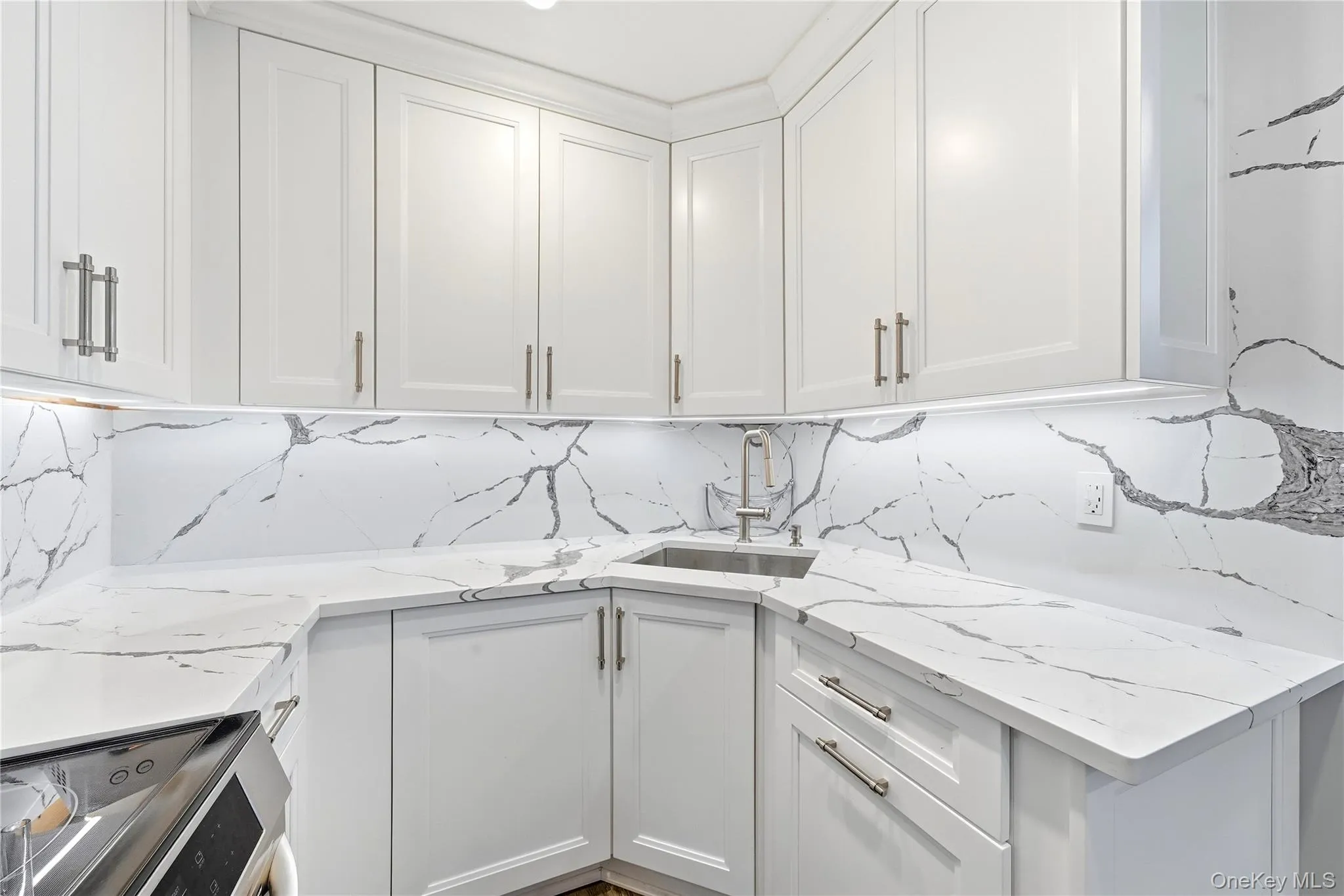 100 Broadway, Long Beach, NY, 1 Bedroom Bedrooms, 6 Rooms Rooms,1 BathroomBathrooms,Residential,For Rent,Broadway,0,1059800 100 Broadway, Long Beach, NY, 1 Bedroom Bedrooms, 6 Rooms Rooms,1 BathroomBathrooms,Residential,For Rent,Broadway,0,1059800