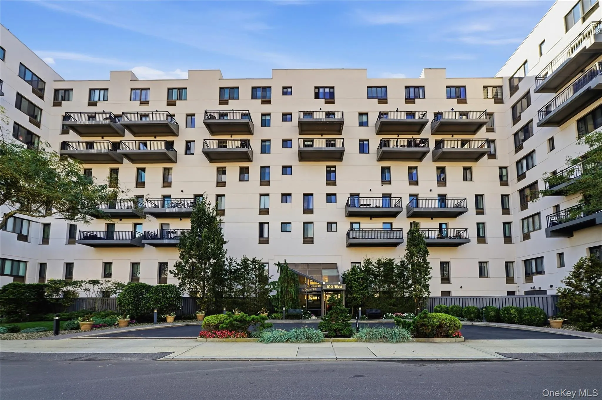 100 Broadway, Long Beach, NY, 1 Bedroom Bedrooms, 6 Rooms Rooms,1 BathroomBathrooms,Residential,For Rent,Broadway,0,1059800 100 Broadway, Long Beach, NY, 1 Bedroom Bedrooms, 6 Rooms Rooms,1 BathroomBathrooms,Residential,For Rent,Broadway,0,1059800