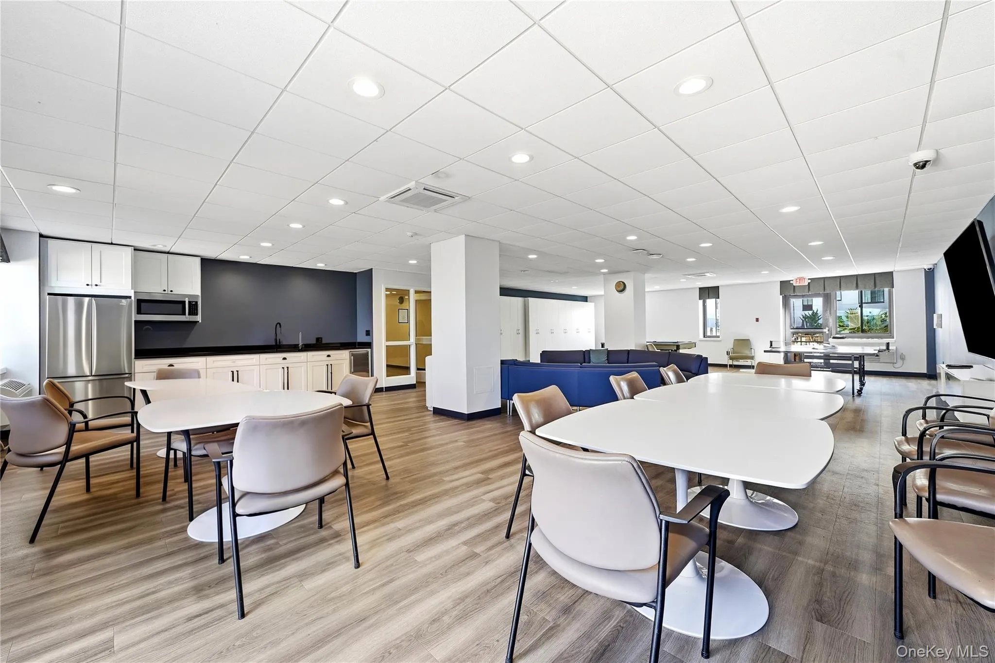 100 Broadway, Long Beach, NY, 1 Bedroom Bedrooms, 6 Rooms Rooms,1 BathroomBathrooms,Residential,For Rent,Broadway,0,1059800 100 Broadway, Long Beach, NY, 1 Bedroom Bedrooms, 6 Rooms Rooms,1 BathroomBathrooms,Residential,For Rent,Broadway,0,1059800