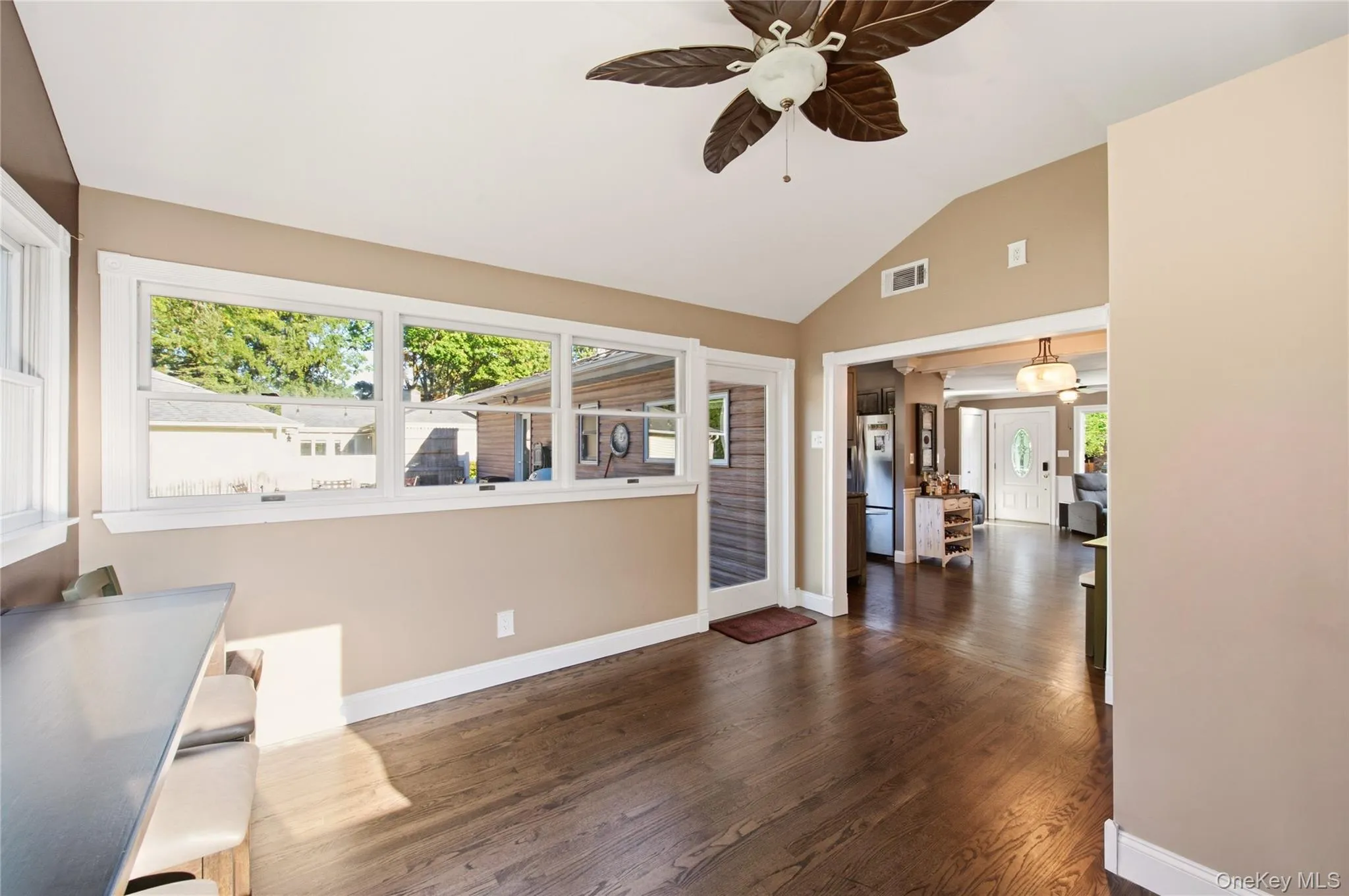 15 Oakwood Street, Huntington, NY, 4 Bedrooms Bedrooms, 7 Rooms Rooms,3 BathroomsBathrooms,Residential,For Rent,Oakwood,0,1059807 15 Oakwood Street, Huntington, NY, 4 Bedrooms Bedrooms, 7 Rooms Rooms,3 BathroomsBathrooms,Residential,For Rent,Oakwood,0,1059807