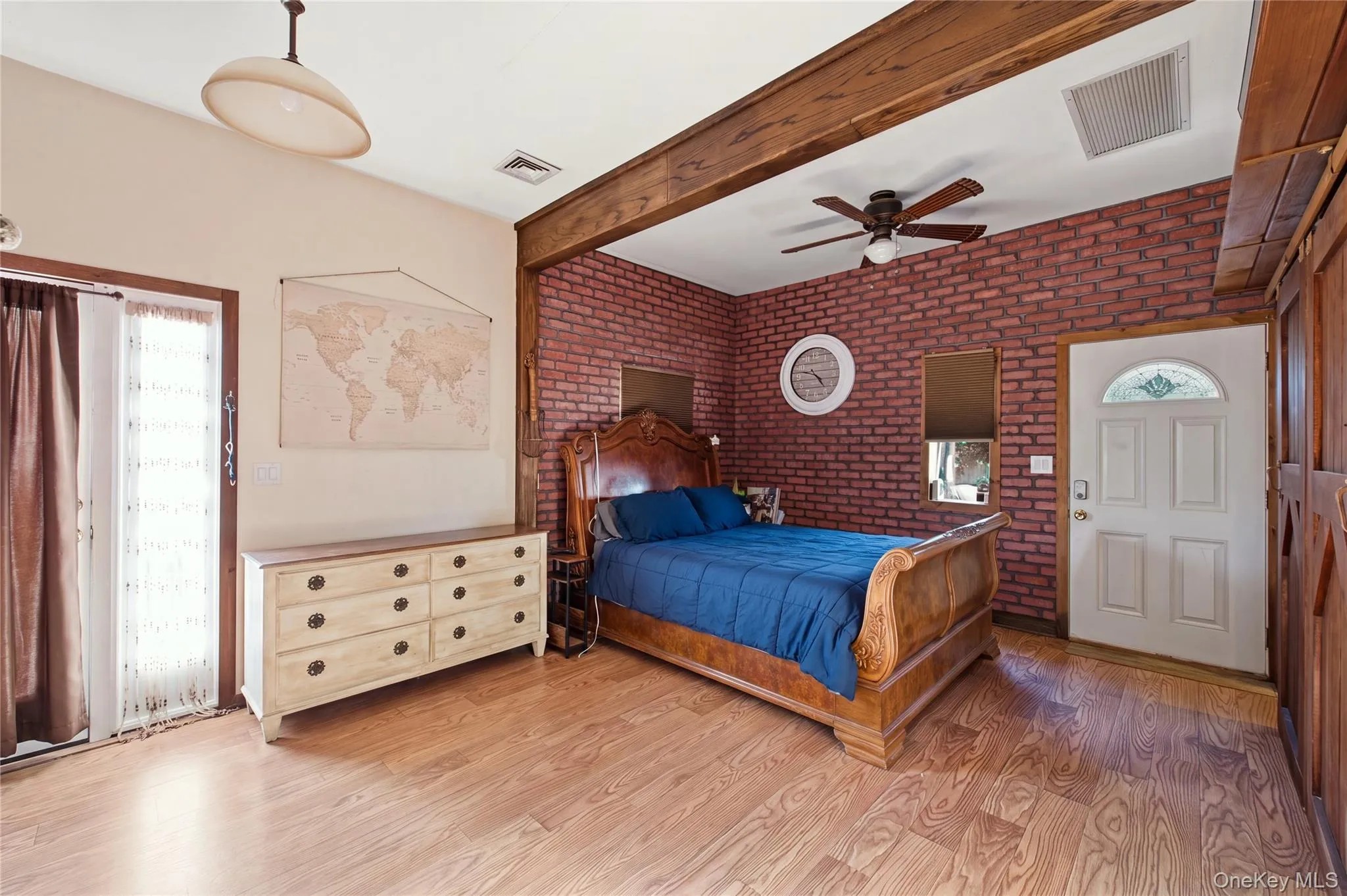 15 Oakwood Street, Huntington, NY, 4 Bedrooms Bedrooms, 7 Rooms Rooms,3 BathroomsBathrooms,Residential,For Rent,Oakwood,0,1059807 15 Oakwood Street, Huntington, NY, 4 Bedrooms Bedrooms, 7 Rooms Rooms,3 BathroomsBathrooms,Residential,For Rent,Oakwood,0,1059807