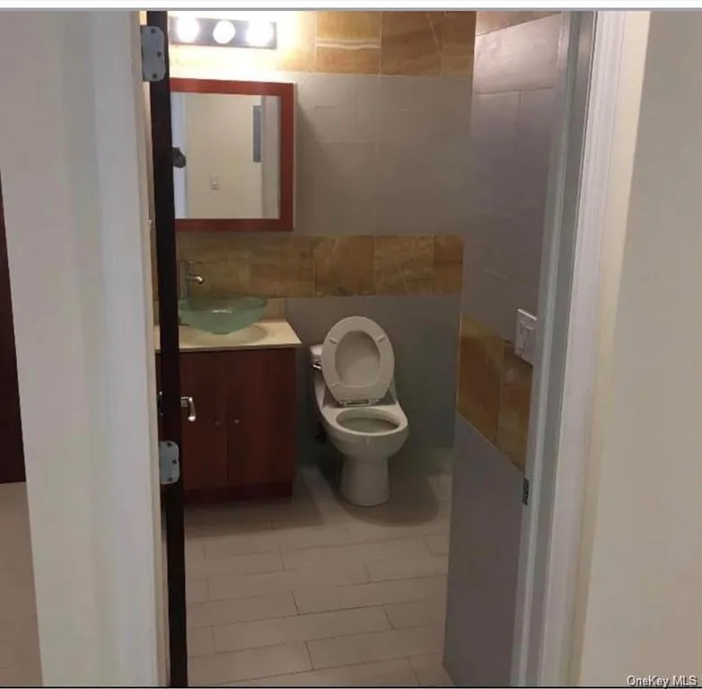 4 Chelsea, North Hempstead, NY, 2 Bedroom Bedrooms, 5 Room Rooms,2 BathroomBathrooms,Residential Lease,For Rent,Chelsea,0,1059816 4 Chelsea, North Hempstead, NY, 2 Bedroom Bedrooms, 5 Room Rooms,2 BathroomBathrooms,Residential Lease,For Rent,Chelsea,0,1059816