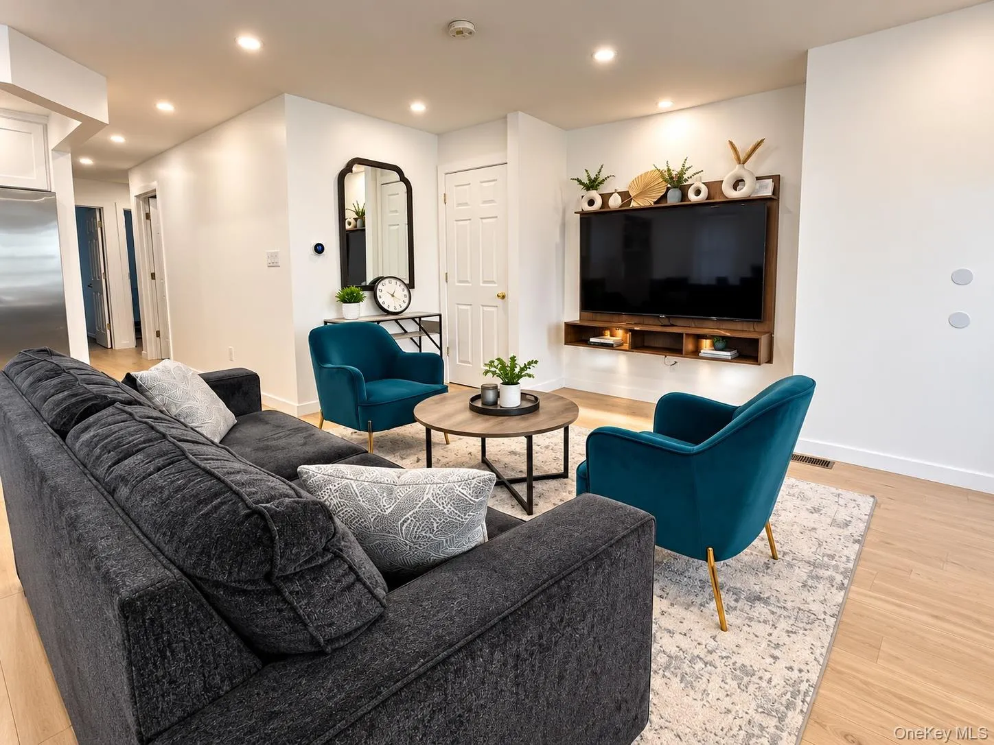 12703 152nd Avenue, New York, NY, 3 Bedroom Bedrooms, 5 Room Rooms,2 BathroomBathrooms,Residential Lease,For Rent,152nd,0,1059819 12703 152nd Avenue, New York, NY, 3 Bedroom Bedrooms, 5 Room Rooms,2 BathroomBathrooms,Residential Lease,For Rent,152nd,0,1059819