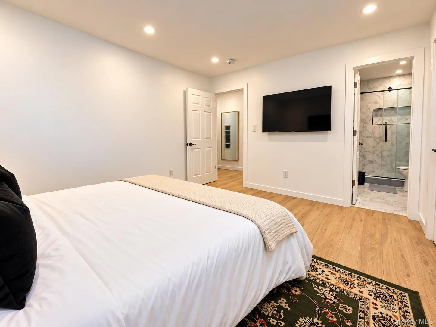 12703 152nd Avenue, New York, NY, 3 Bedroom Bedrooms, 5 Room Rooms,2 BathroomBathrooms,Residential Lease,For Rent,152nd,0,1059819 12703 152nd Avenue, New York, NY, 3 Bedroom Bedrooms, 5 Room Rooms,2 BathroomBathrooms,Residential Lease,For Rent,152nd,0,1059819