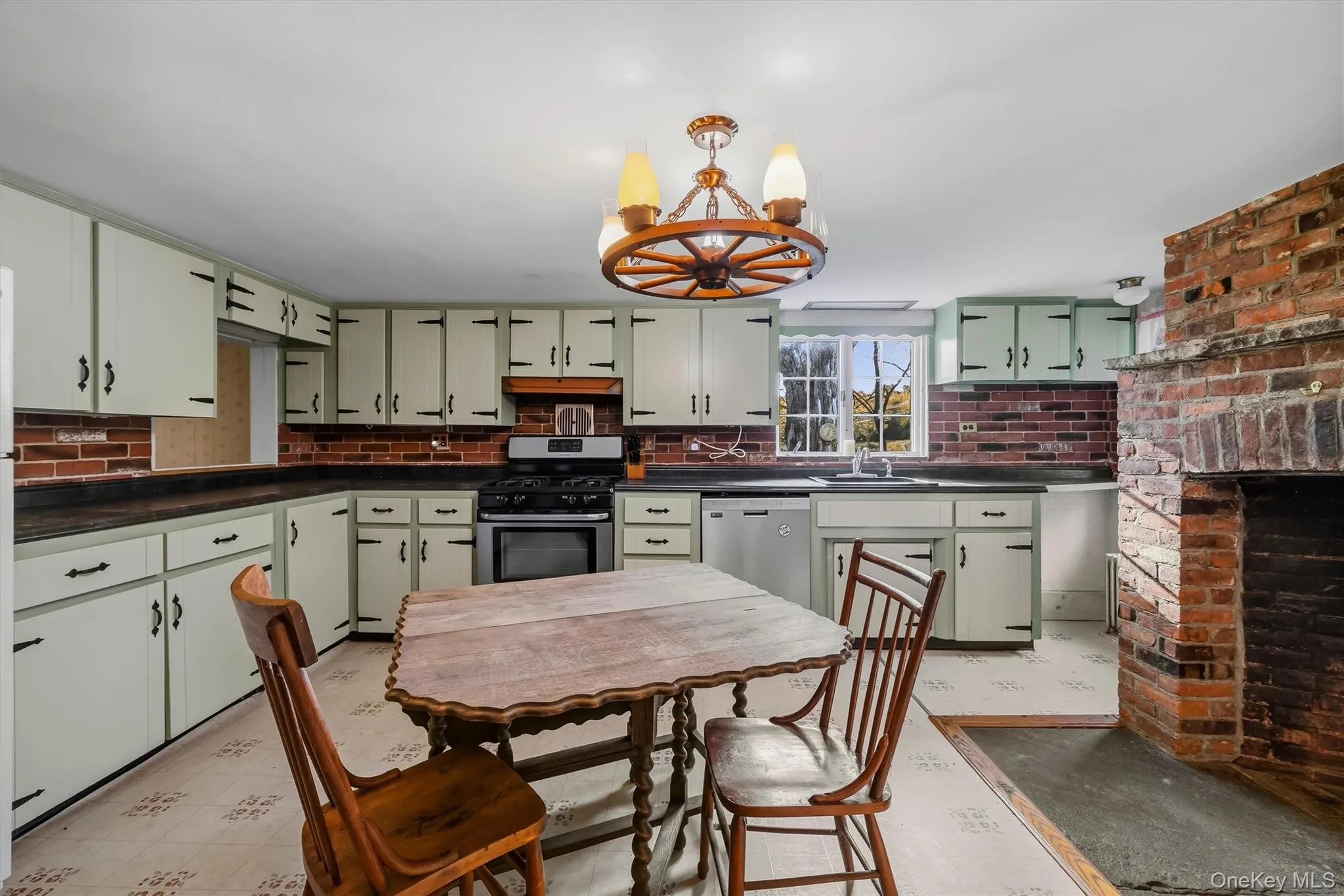 261 Van Keuren Avenue, Crawford, NY, 4 Bedrooms Bedrooms, 10 Rooms Rooms,2 BathroomsBathrooms,Residential,For Rent,Van Keuren,0,1059824 261 Van Keuren Avenue, Crawford, NY, 4 Bedrooms Bedrooms, 10 Rooms Rooms,2 BathroomsBathrooms,Residential,For Rent,Van Keuren,0,1059824