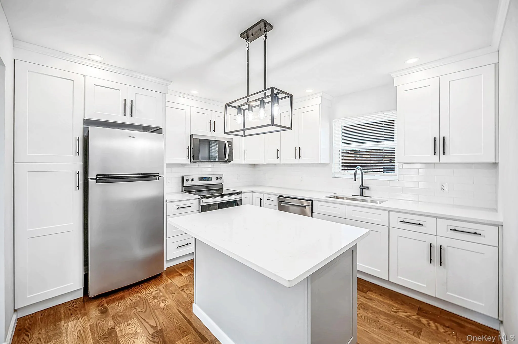 23 Bogart Street, Huntington, NY, 3 Bedrooms Bedrooms, 6 Rooms Rooms,2 BathroomsBathrooms,Residential,For Rent,Bogart,0,1059831 23 Bogart Street, Huntington, NY, 3 Bedrooms Bedrooms, 6 Rooms Rooms,2 BathroomsBathrooms,Residential,For Rent,Bogart,0,1059831