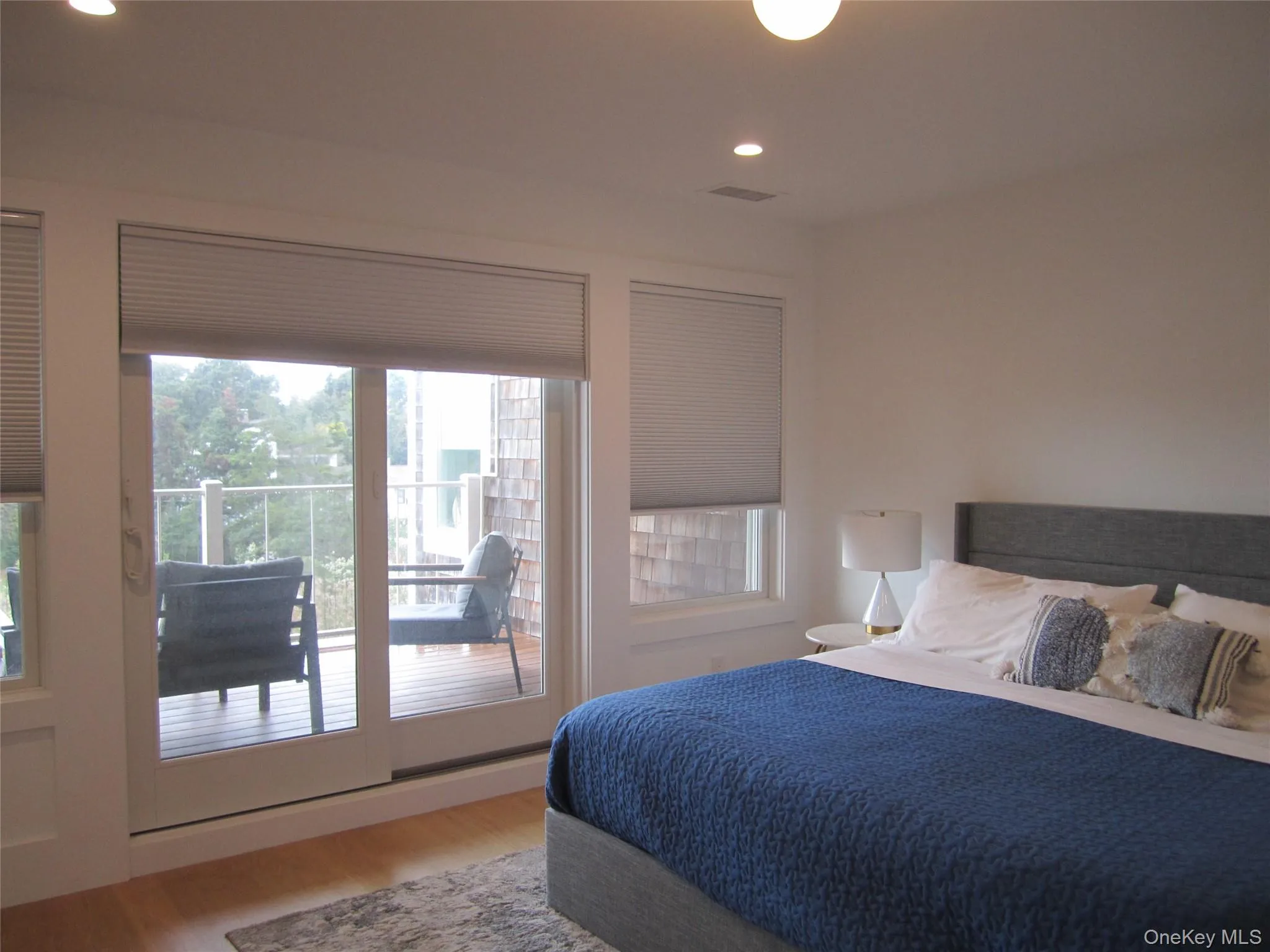 68 Foster Avenue, Southampton, NY, 1 Bedroom Bedrooms, 4 Rooms Rooms,1 BathroomBathrooms,Residential Lease,For Rent,Foster,0,1059836 68 Foster Avenue, Southampton, NY, 1 Bedroom Bedrooms, 4 Rooms Rooms,1 BathroomBathrooms,Residential Lease,For Rent,Foster,0,1059836