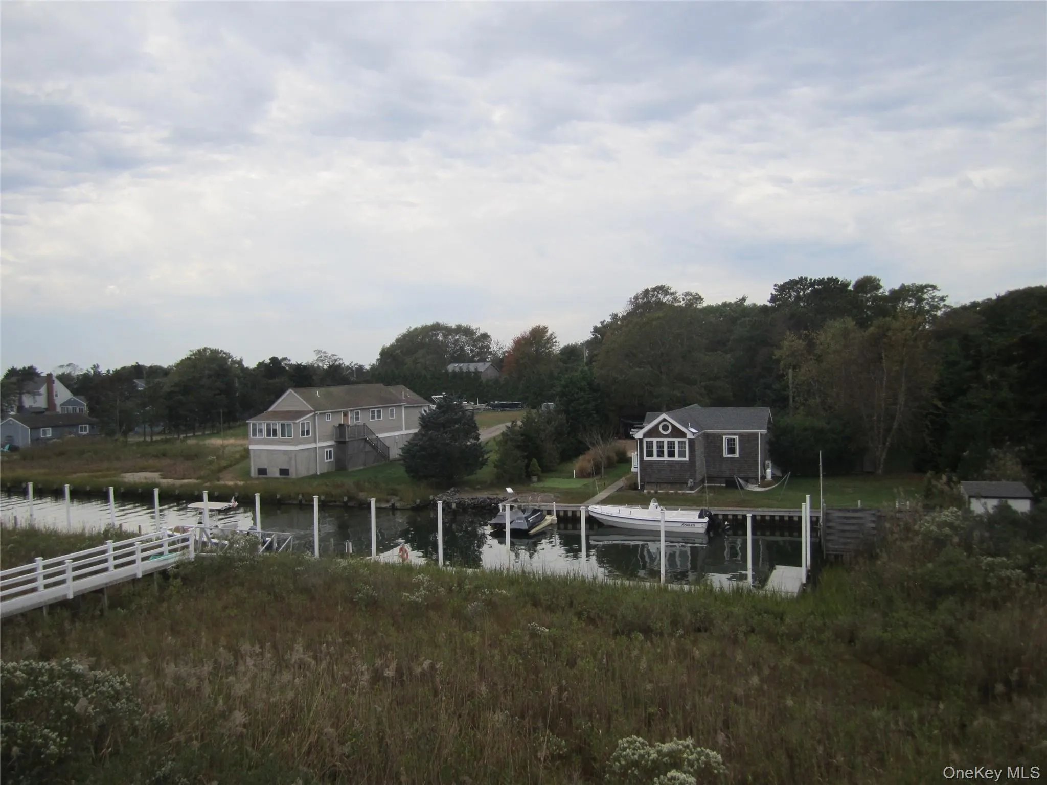 68 Foster Avenue, Southampton, NY, 1 Bedroom Bedrooms, 4 Rooms Rooms,1 BathroomBathrooms,Residential Lease,For Rent,Foster,0,1059836 68 Foster Avenue, Southampton, NY, 1 Bedroom Bedrooms, 4 Rooms Rooms,1 BathroomBathrooms,Residential Lease,For Rent,Foster,0,1059836