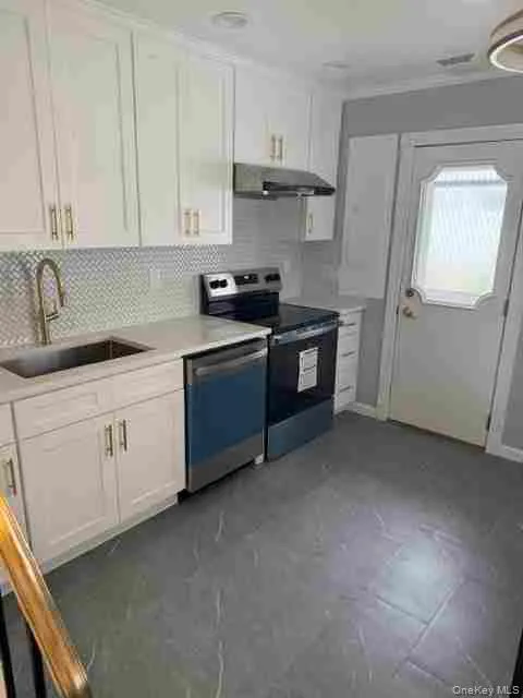 82 Barnyard Ln, Hempstead, NY, 4 Bedroom Bedrooms, 6 Room Rooms,2 BathroomBathrooms,Residential Lease,For Rent,Barnyard Ln,0,1059838 82 Barnyard Ln, Hempstead, NY, 4 Bedroom Bedrooms, 6 Room Rooms,2 BathroomBathrooms,Residential Lease,For Rent,Barnyard Ln,0,1059838